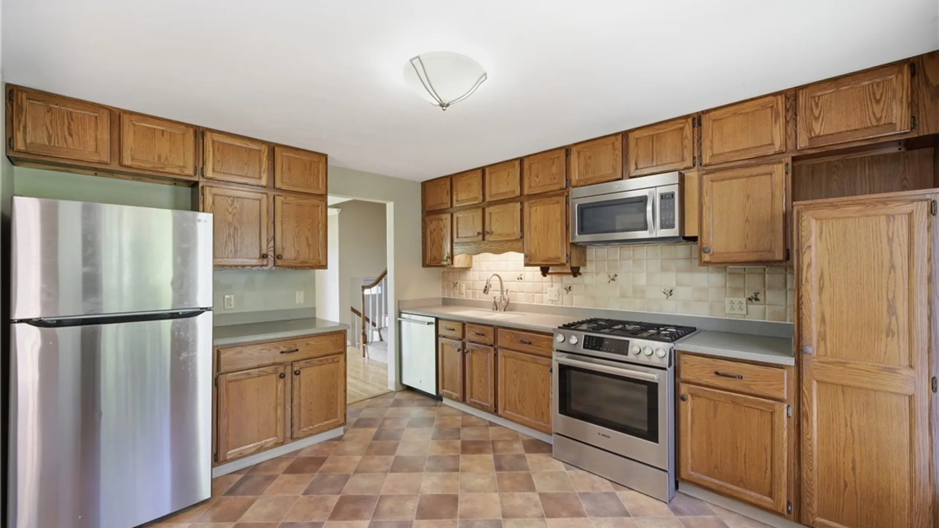 Property at 770 Ohio Avenue, North Tonawanda, NY 14120 13