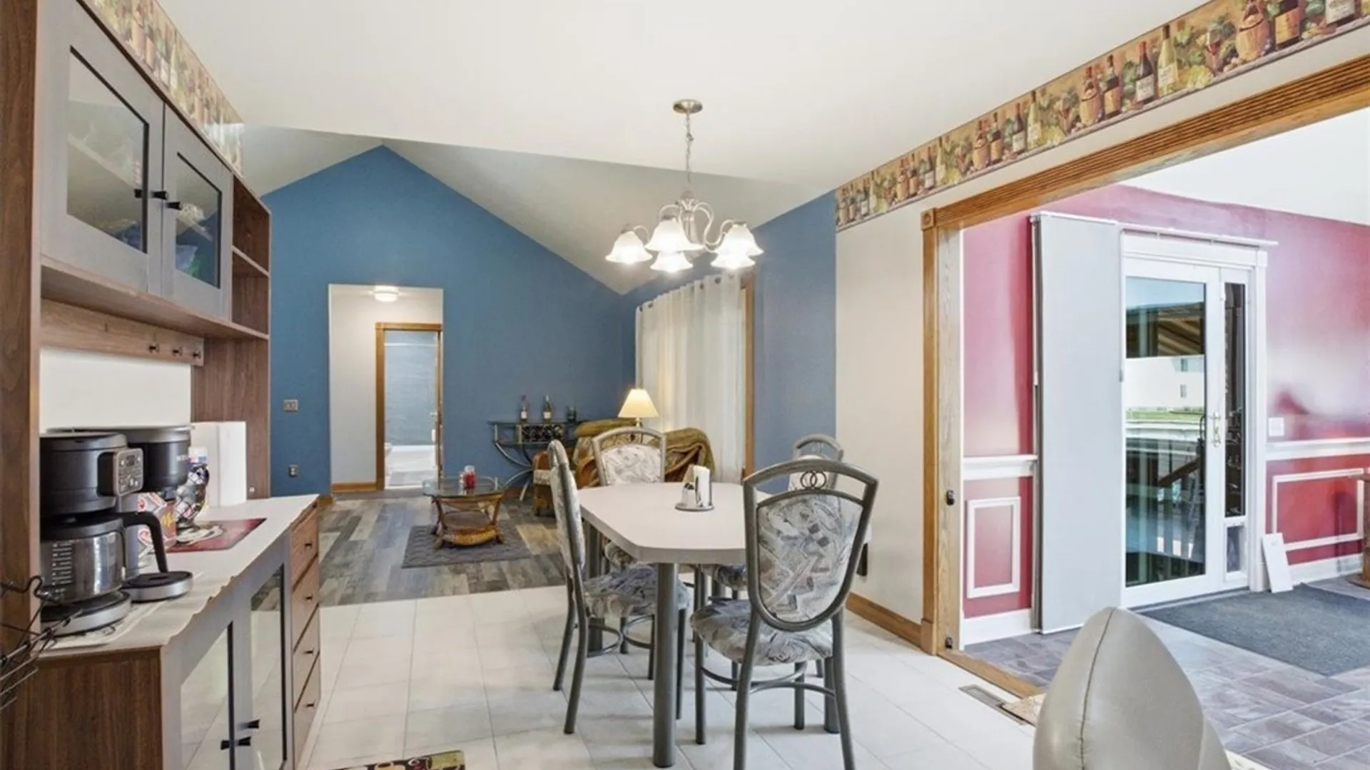 Property at 2 Cobblestone Court, Lancaster, NY 14086 14