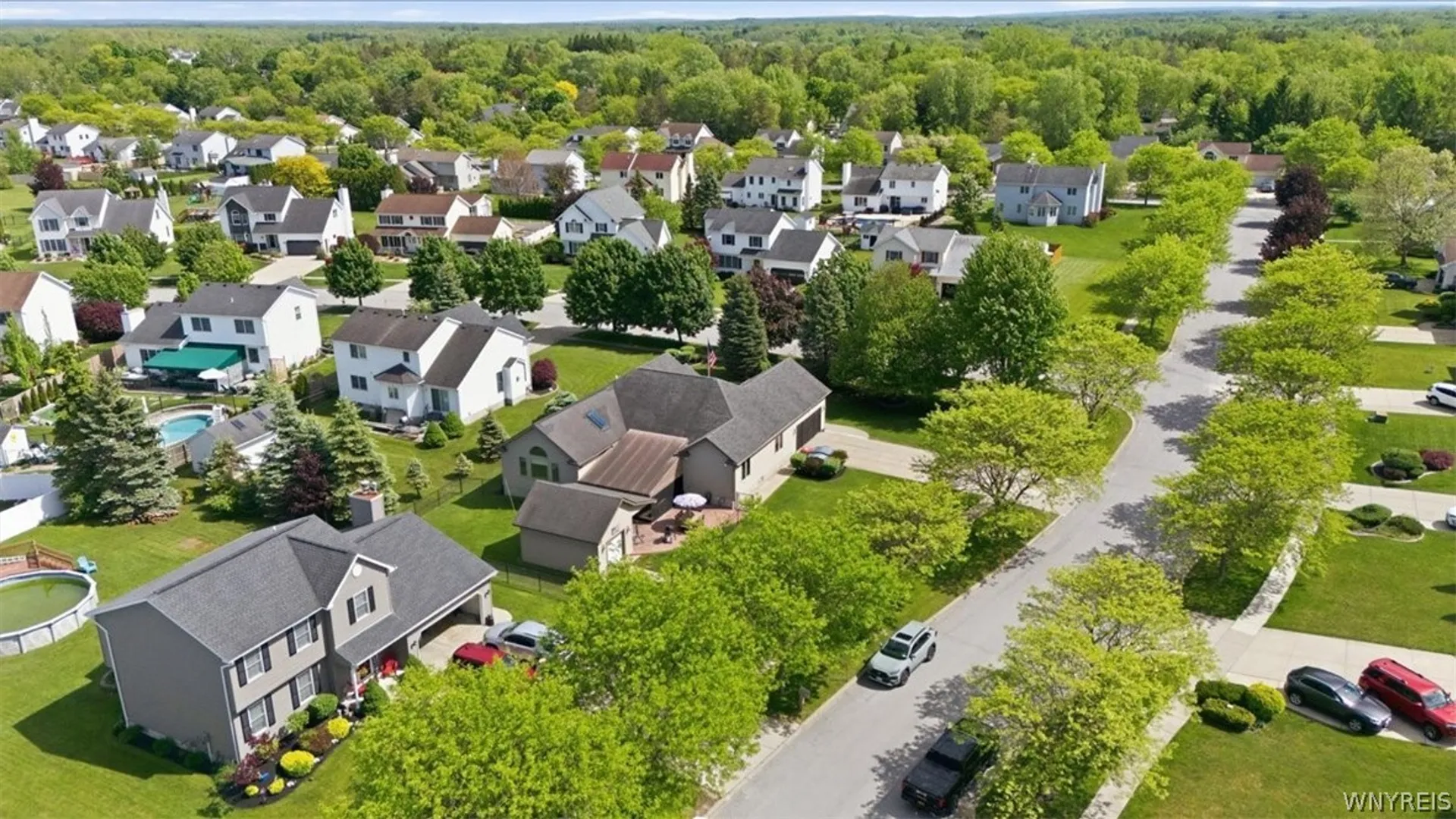 Property at 2 Cobblestone Court, Lancaster, NY 14086 46