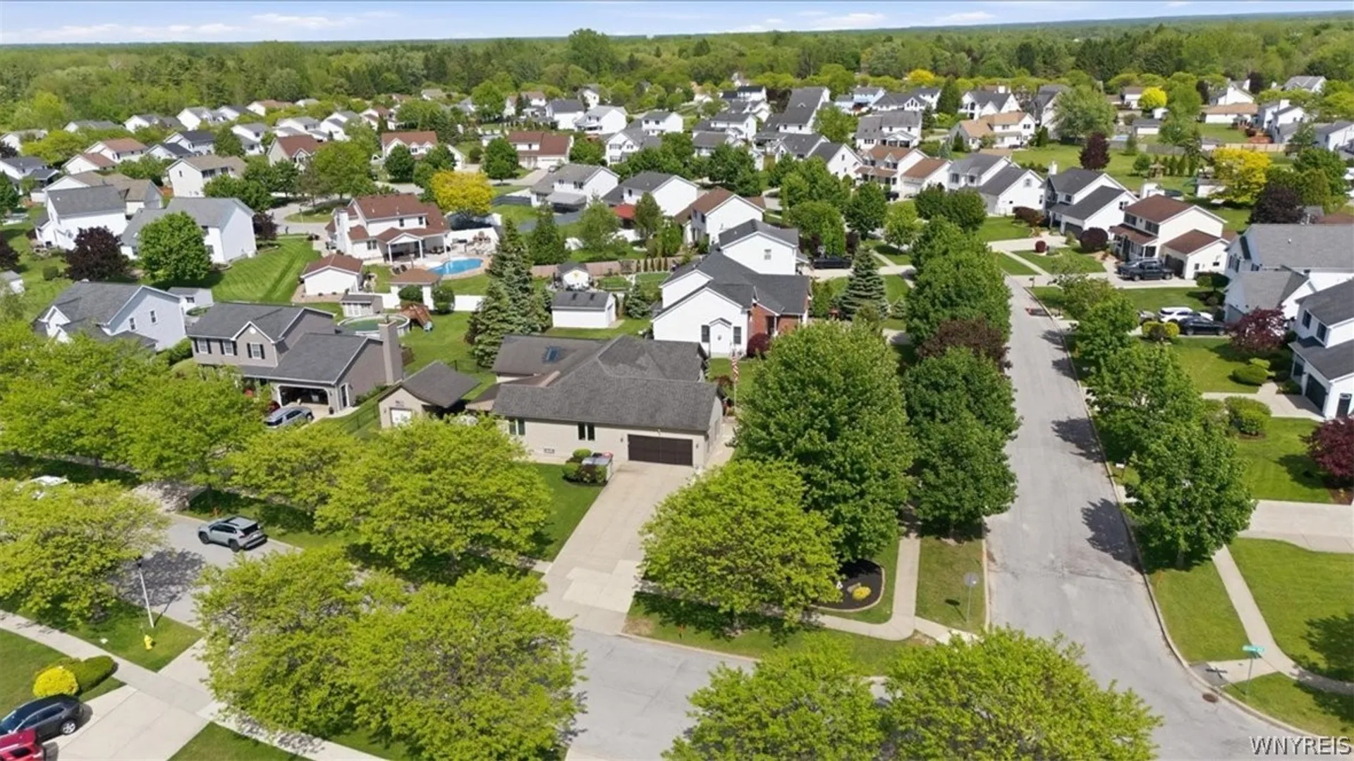 Property at 2 Cobblestone Court, Lancaster, NY 14086 47