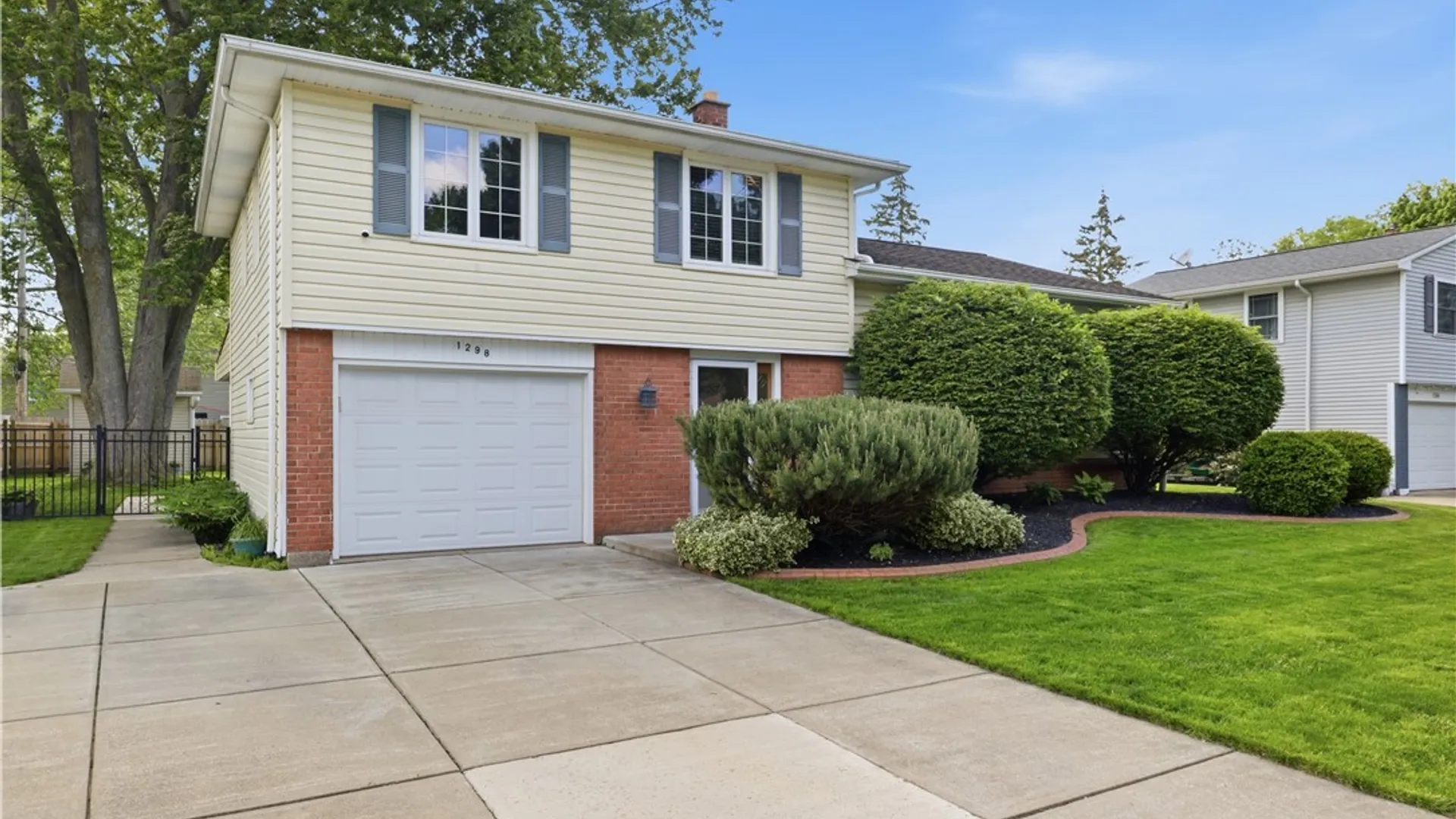 Property at 1298 Harvard Avenue, North Tonawanda, NY 14120 2