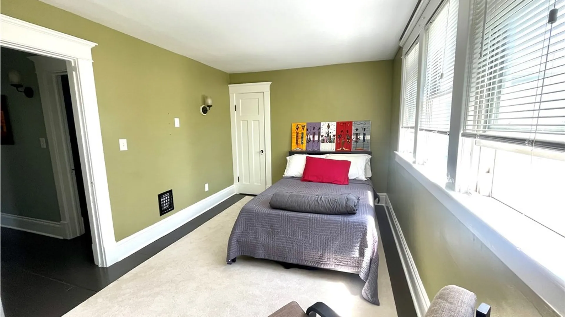 Property at 681 Mckinley Parkway, Buffalo, NY 14220 16