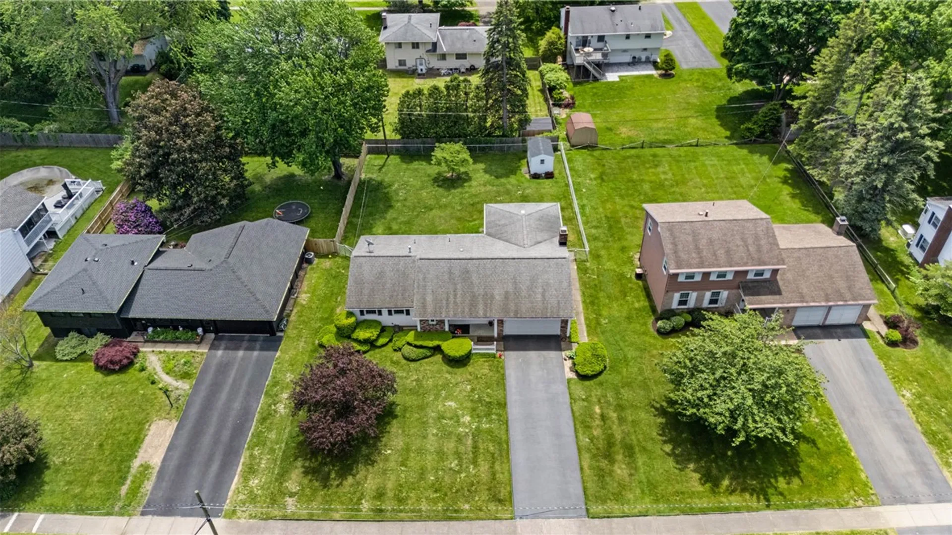 Property at 242 Yarkerdale Drive, Greece, NY 14615 45