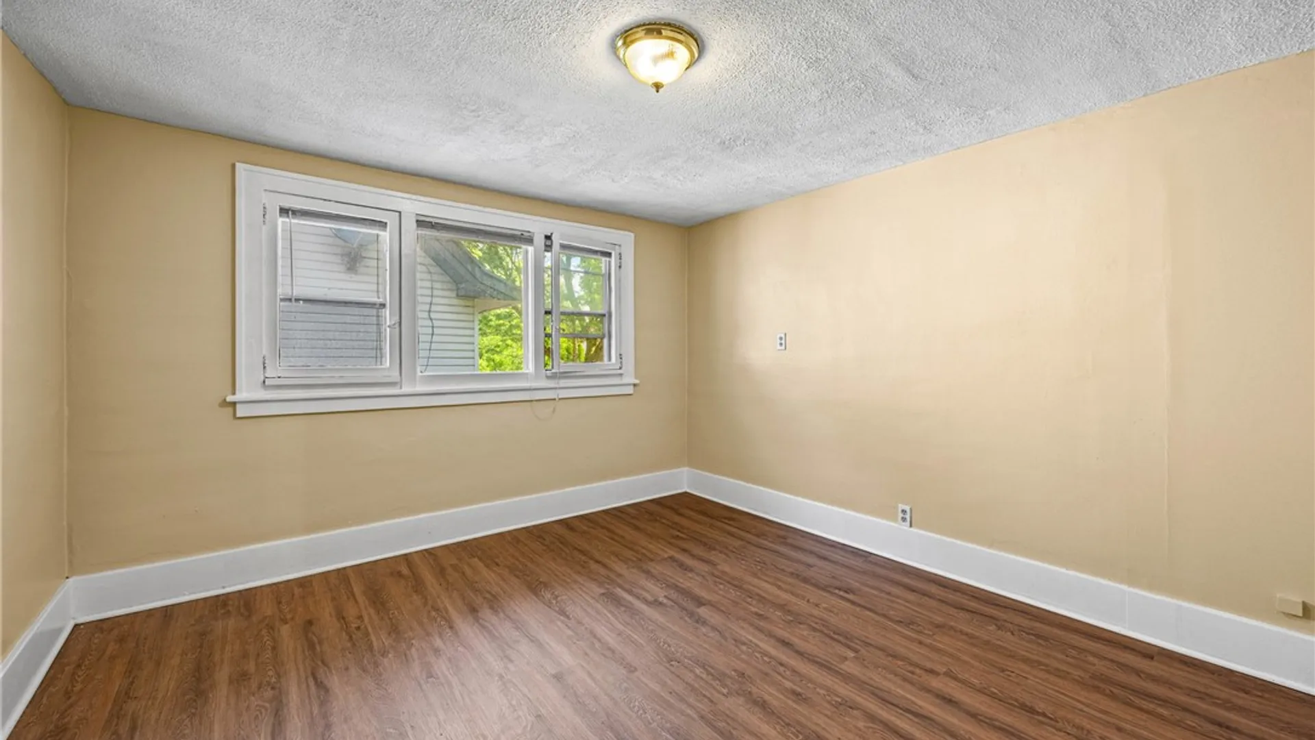 Property at 184 Curlew Street, Rochester, NY 14613 27