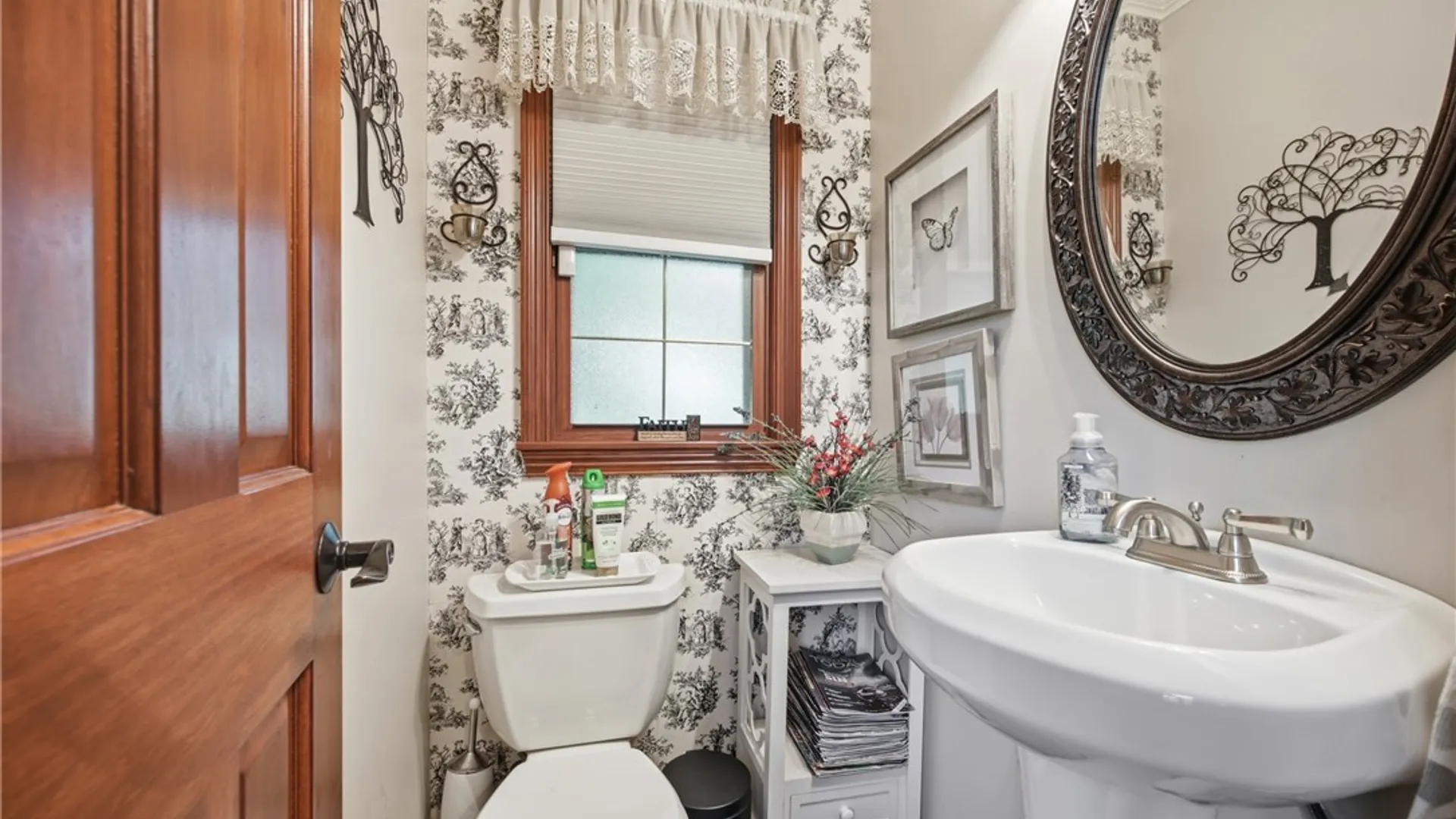 Property at 1306 Thorndale Avenue, Niagara Falls, NY 14305 13