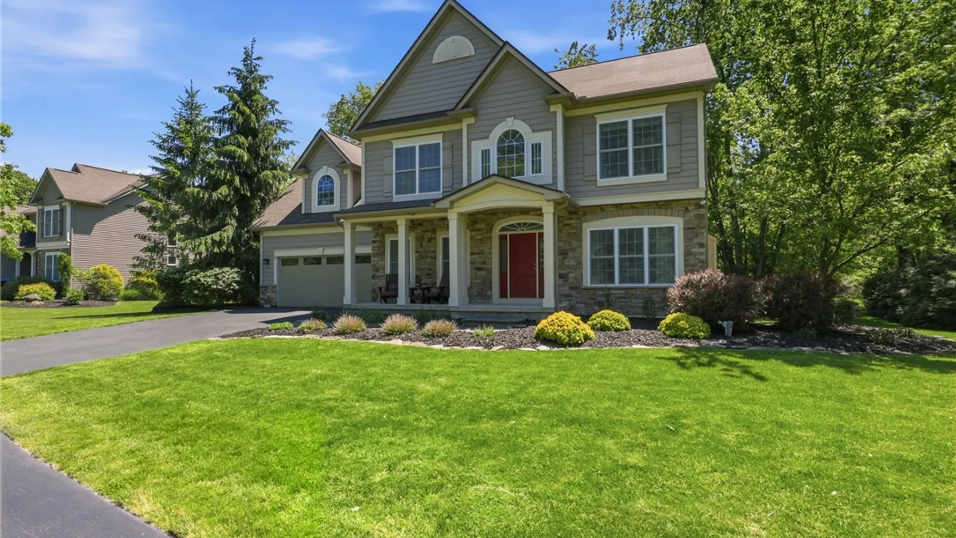 Property at 6 Fernstone Lane, Penfield, NY 14526 2