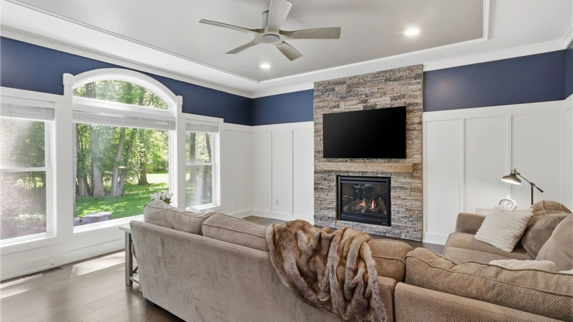 Property at 6 Fernstone Lane, Penfield, NY 14526 6