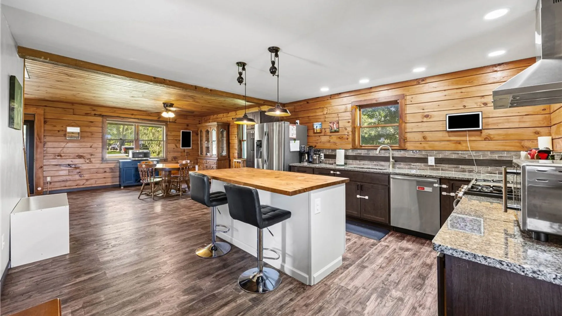 Property at 2041 Sherburne Road, Walworth, NY 14568 15