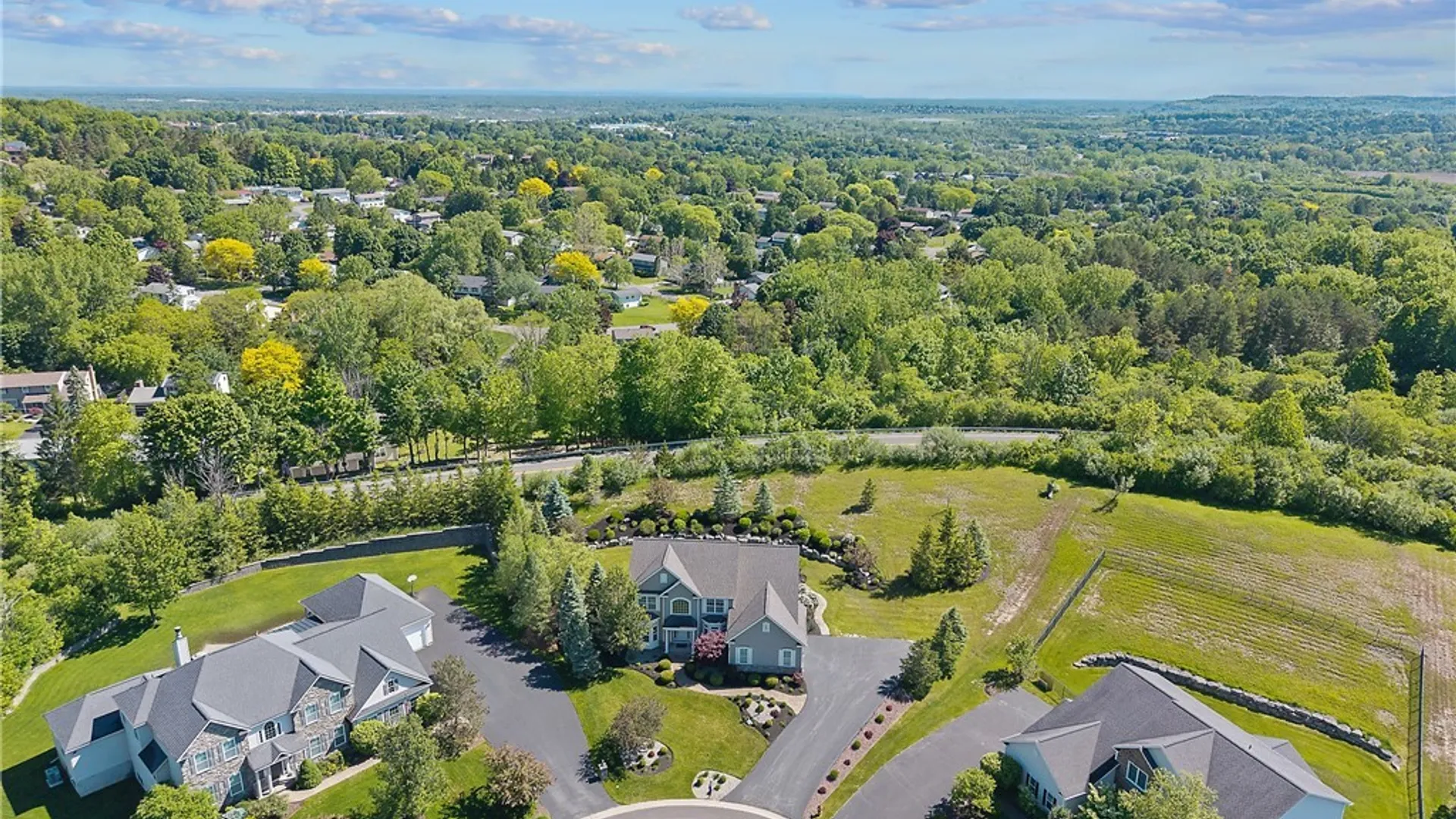 Property at 6308 Tulipwood Lane, DeWitt, NY 13078 11