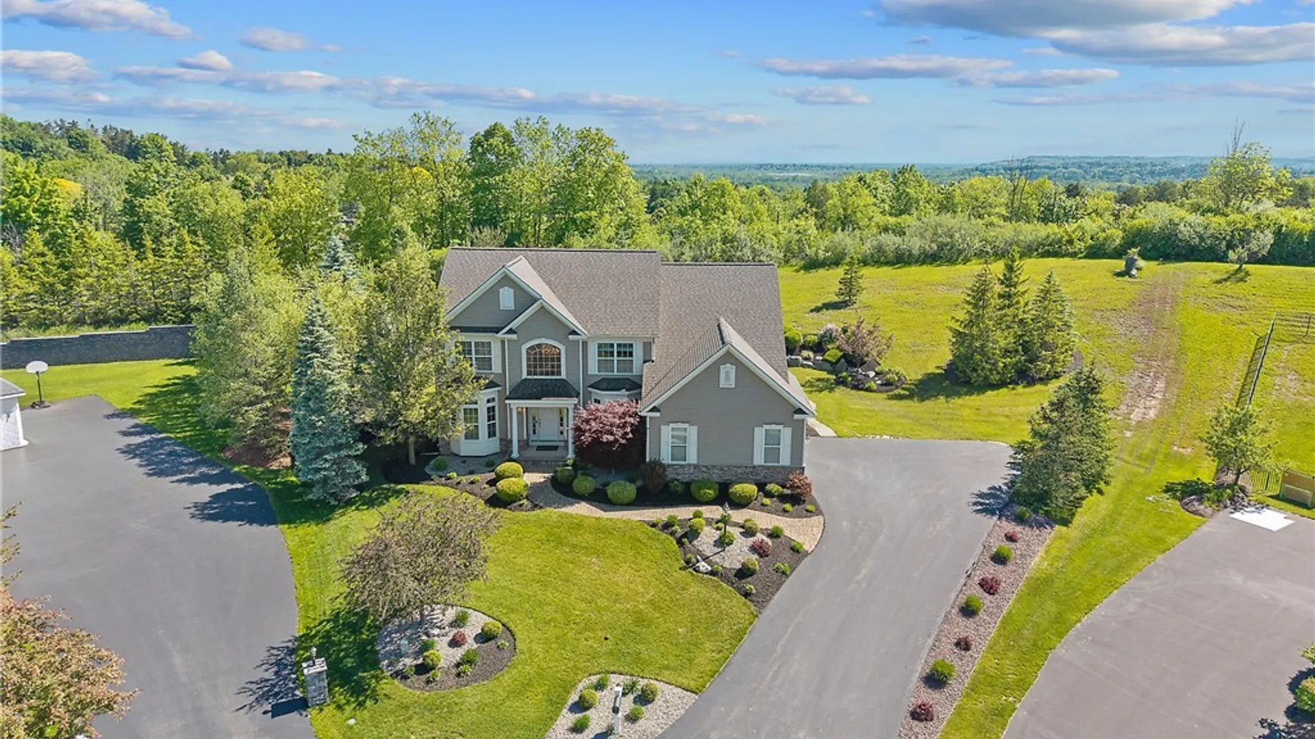 Property at 6308 Tulipwood Lane, DeWitt, NY 13078 8