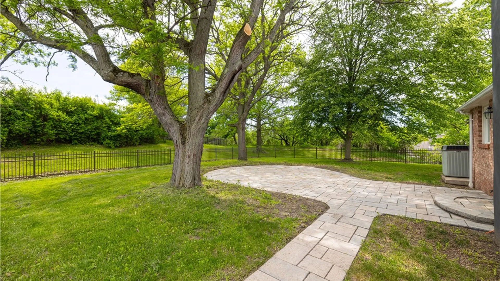 Property at 36 Locke Drive, Pittsford, NY 14534 12