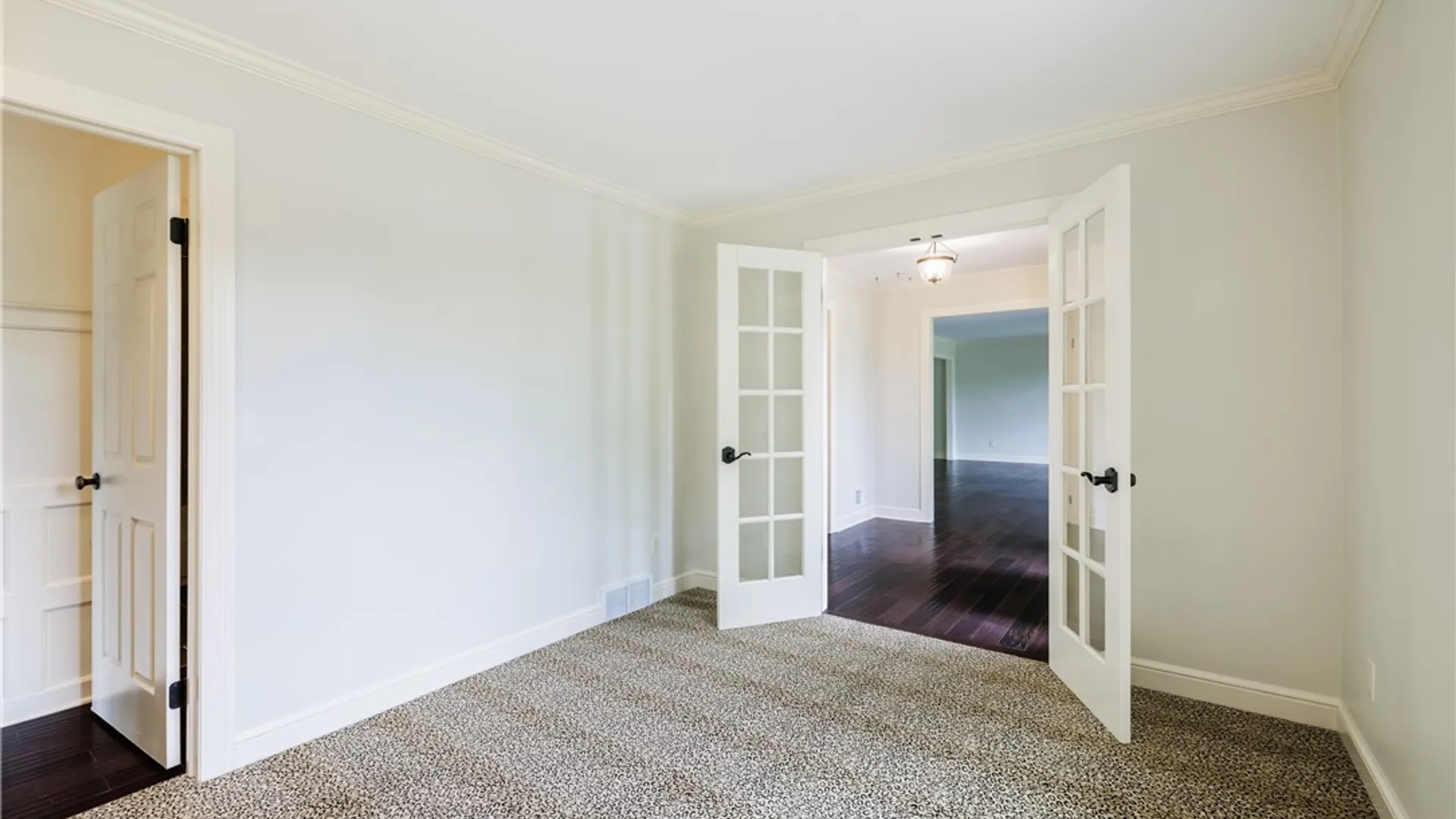Property at 36 Locke Drive, Pittsford, NY 14534 19