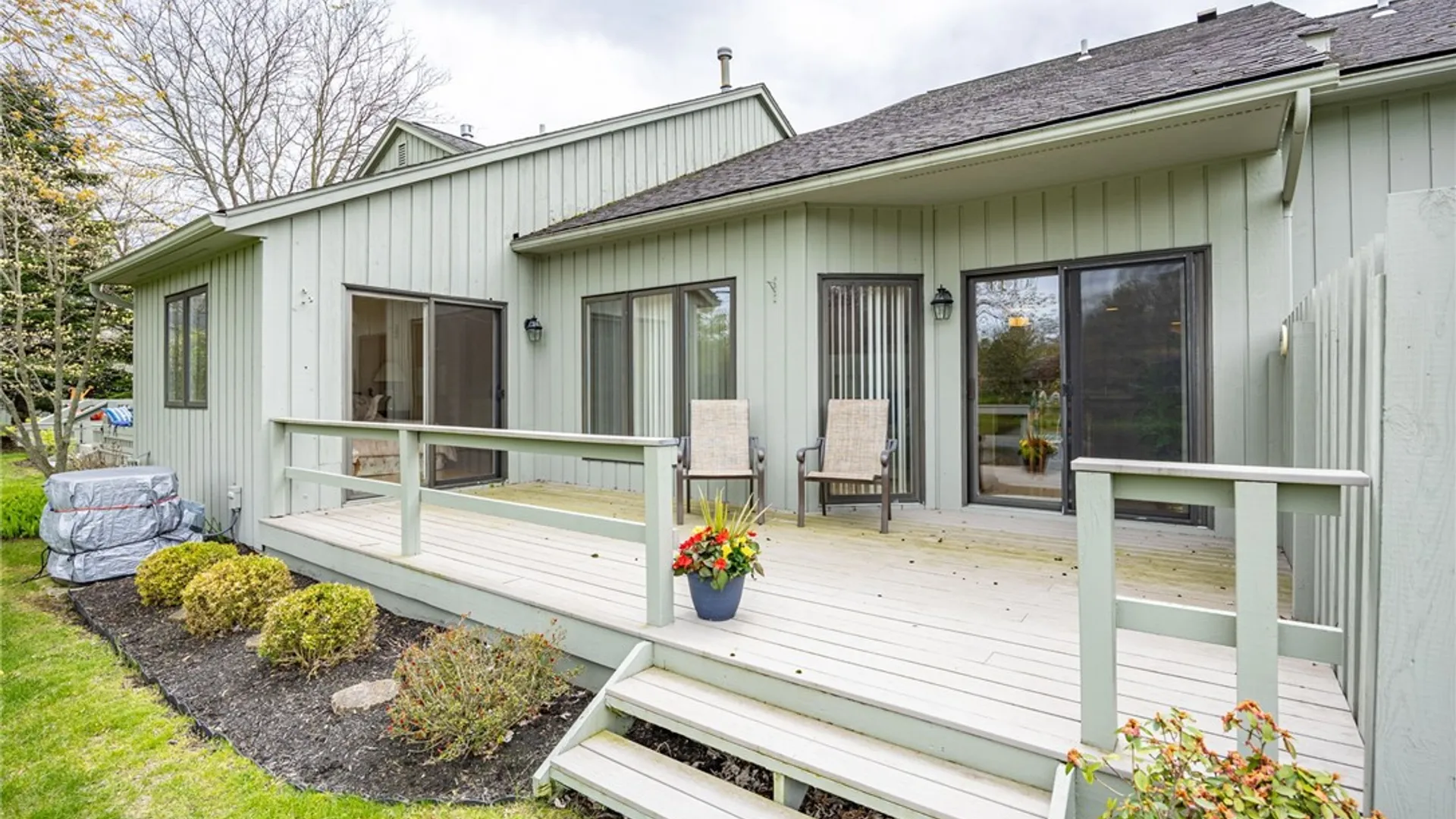 Property at 53 Waterview Circle, Penfield, NY 14625 34