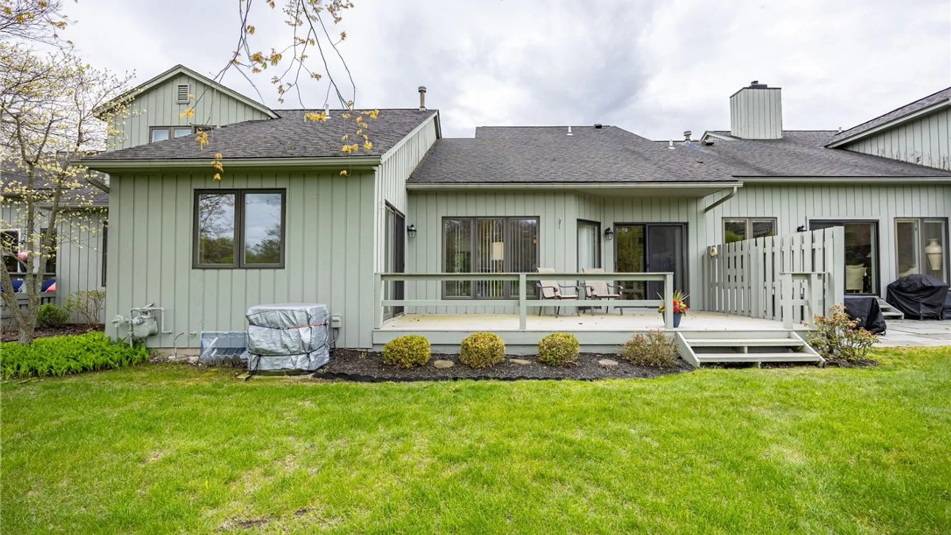 Property at 53 Waterview Circle, Penfield, NY 14625 38