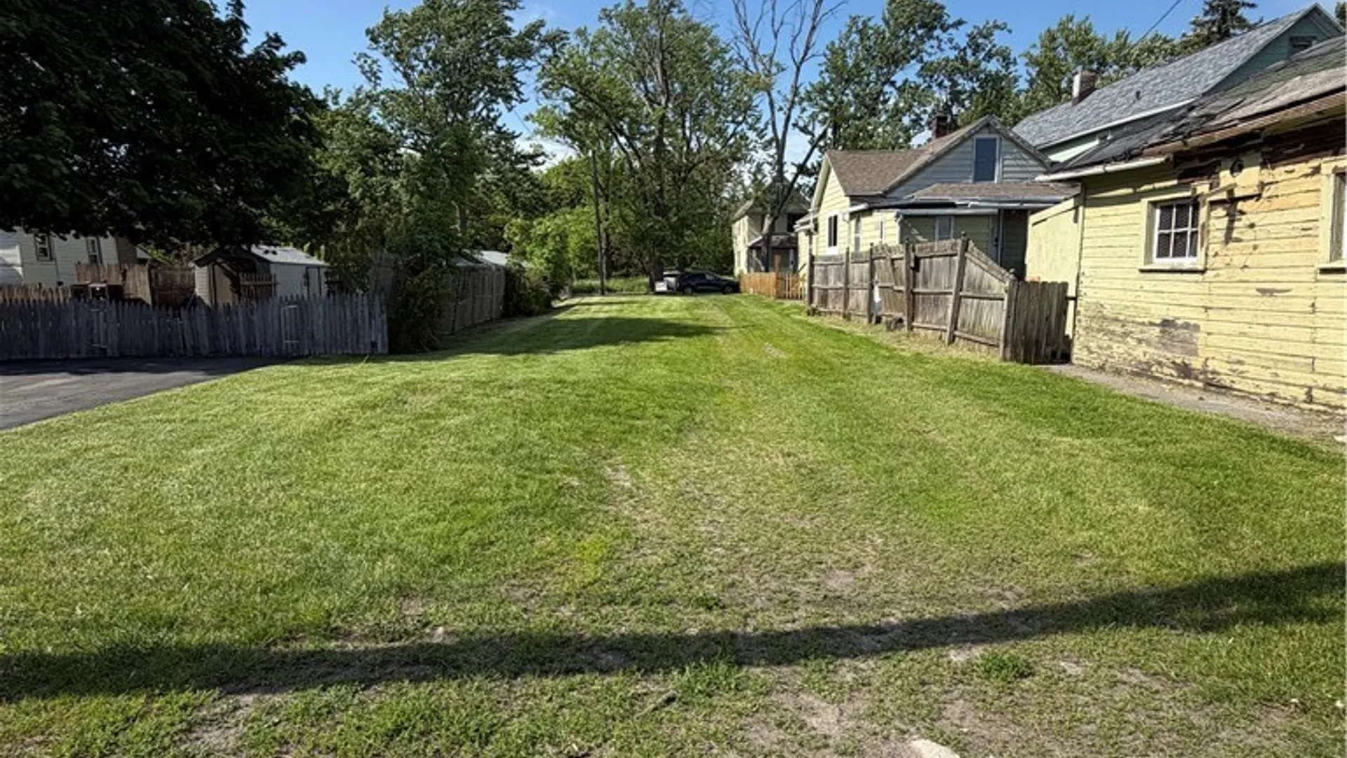 Property at 1115 North Avenue, Niagara Falls, NY 14305 2