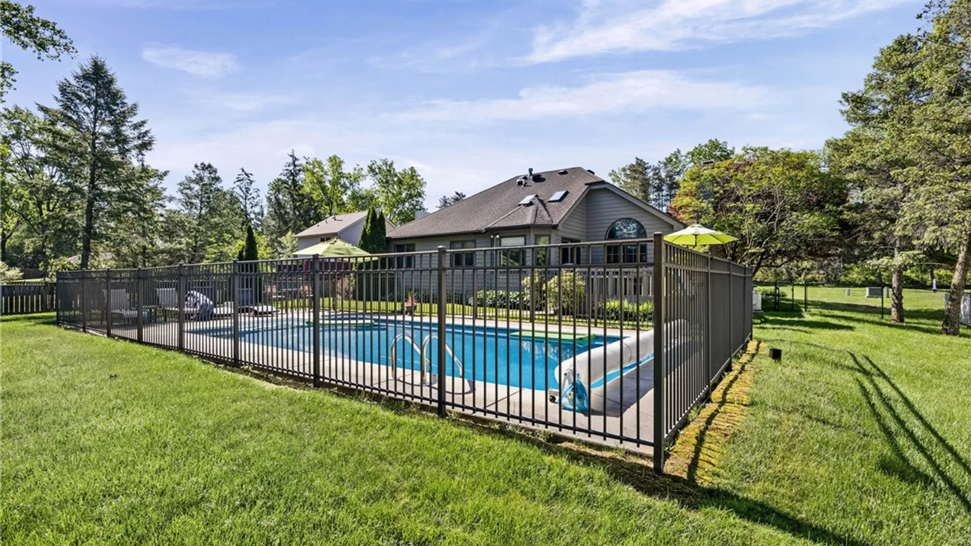 Property at 928 Old Way Drive, Webster, NY 14580 46