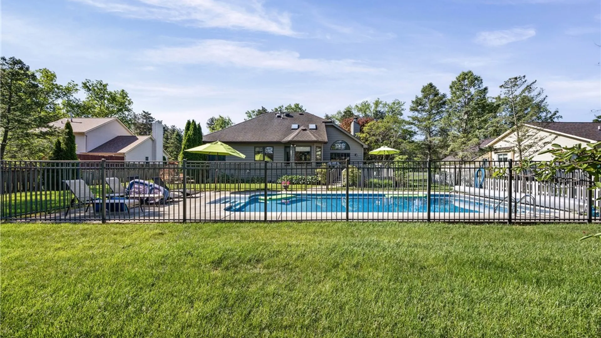 Property at 928 Old Way Drive, Webster, NY 14580 48