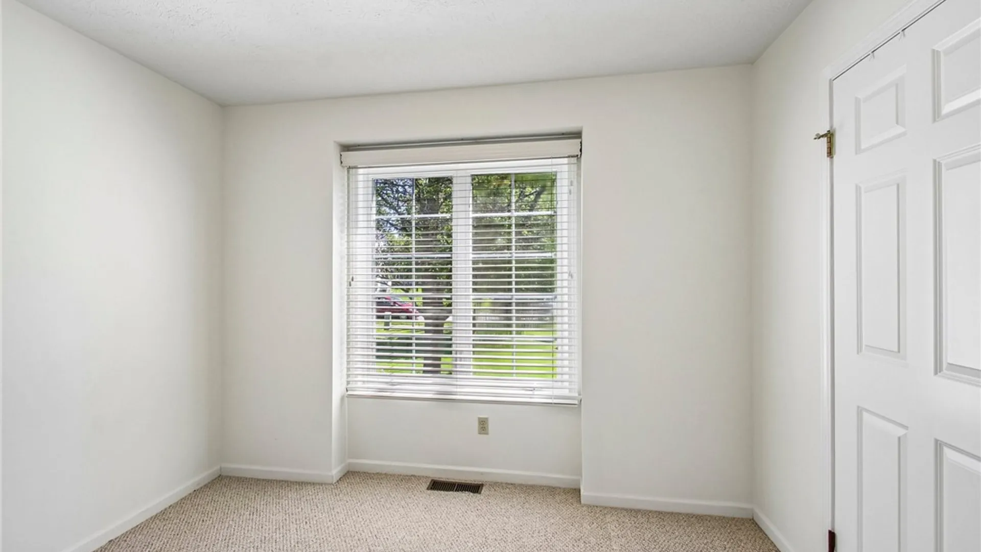 Property at 87 Collenton Drive, Greece, NY 14626 17