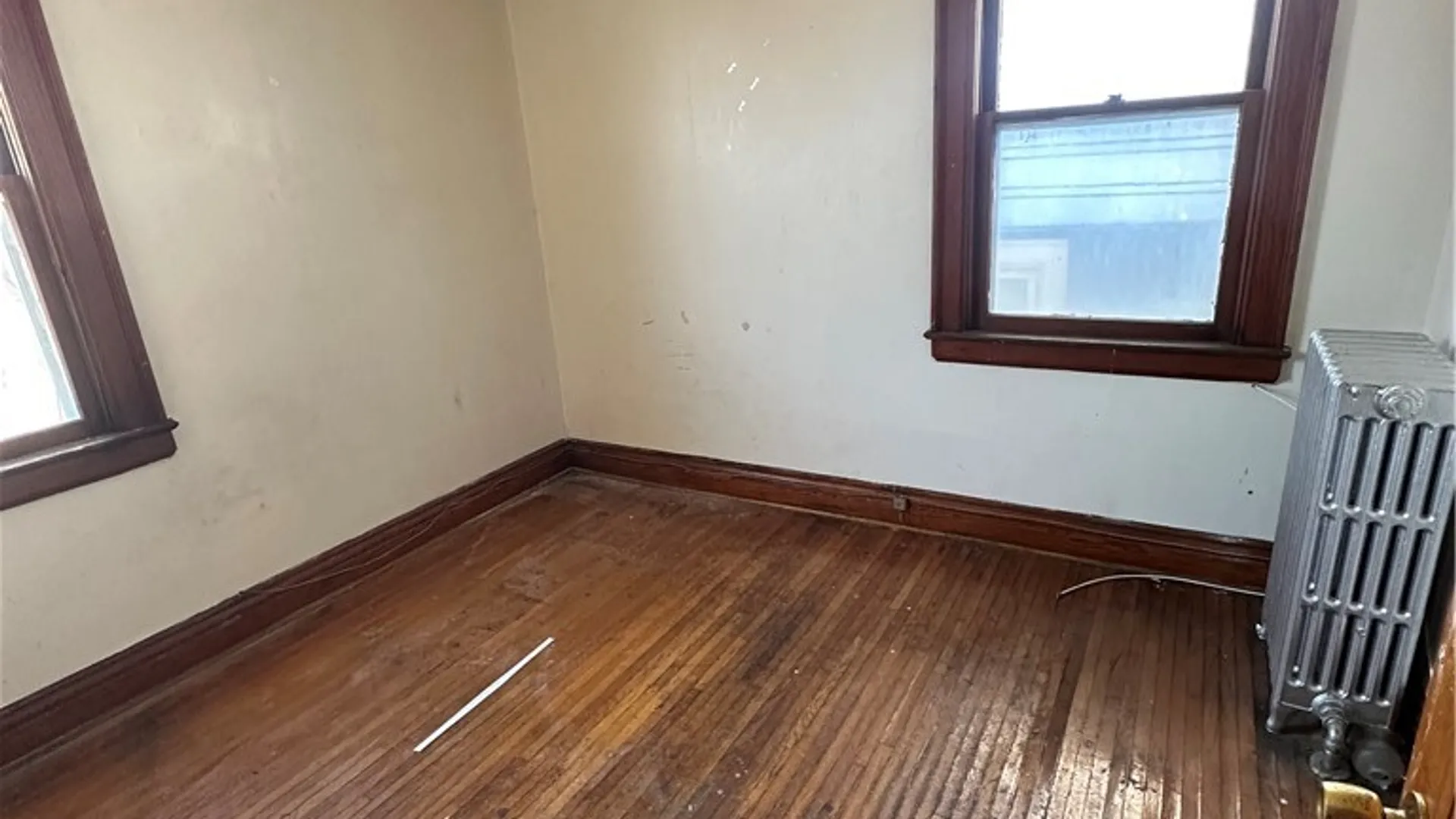 Property at 360 Fox Street, Buffalo, NY 14211 14