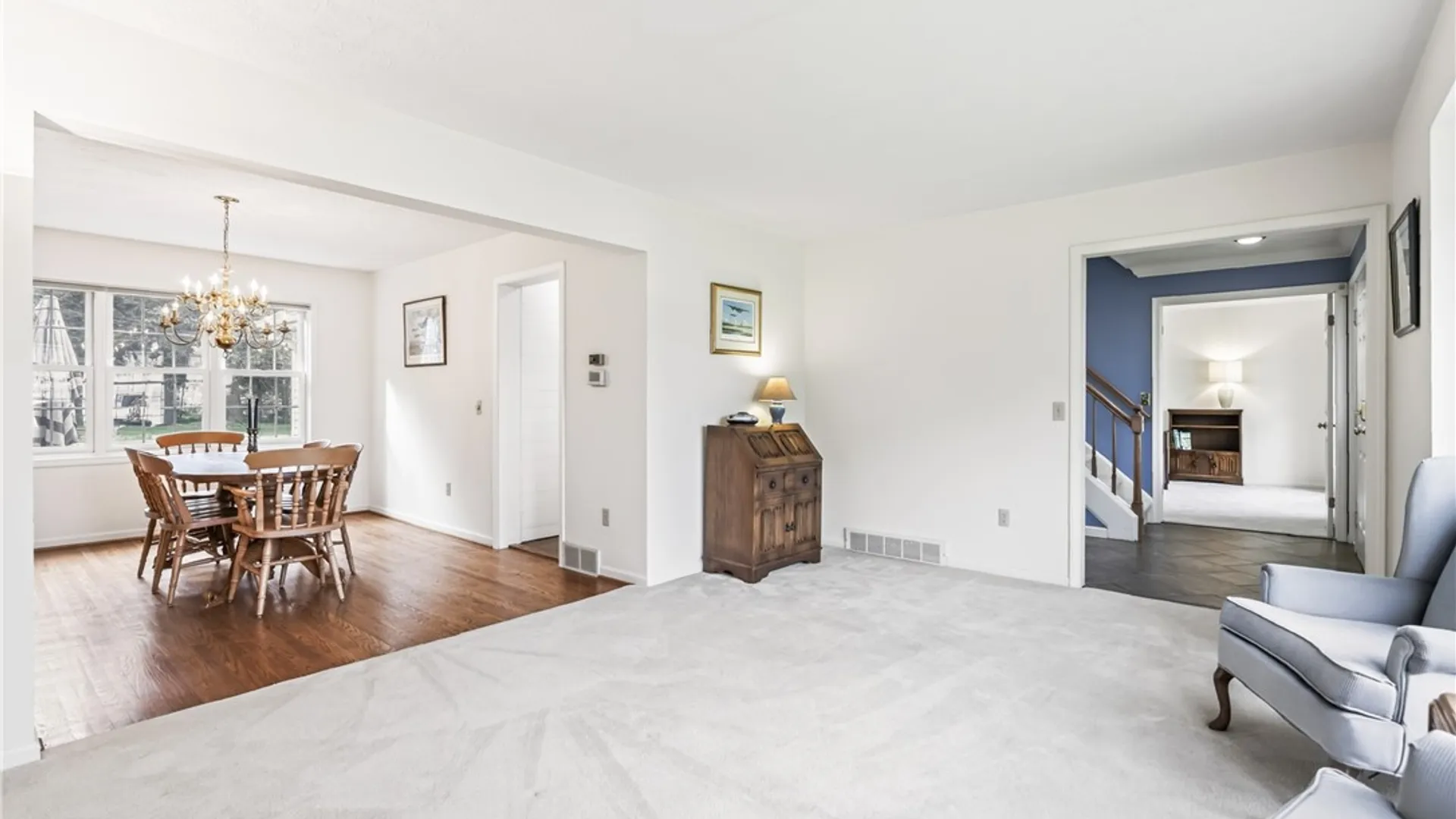 Property at 5 Fresh Meadow Run, Perinton, NY 14526 17