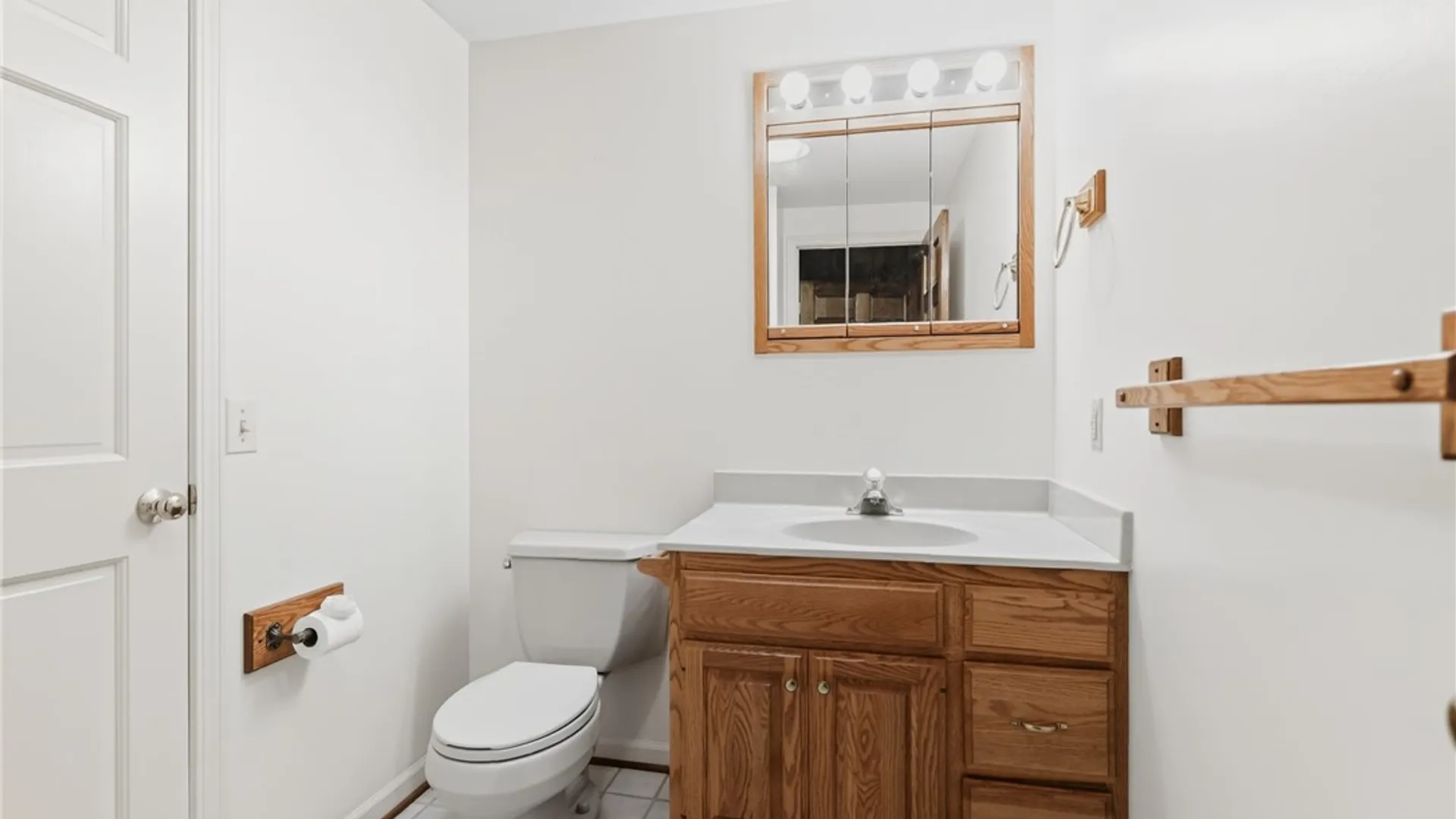 Property at 5 Fresh Meadow Run, Perinton, NY 14526 41