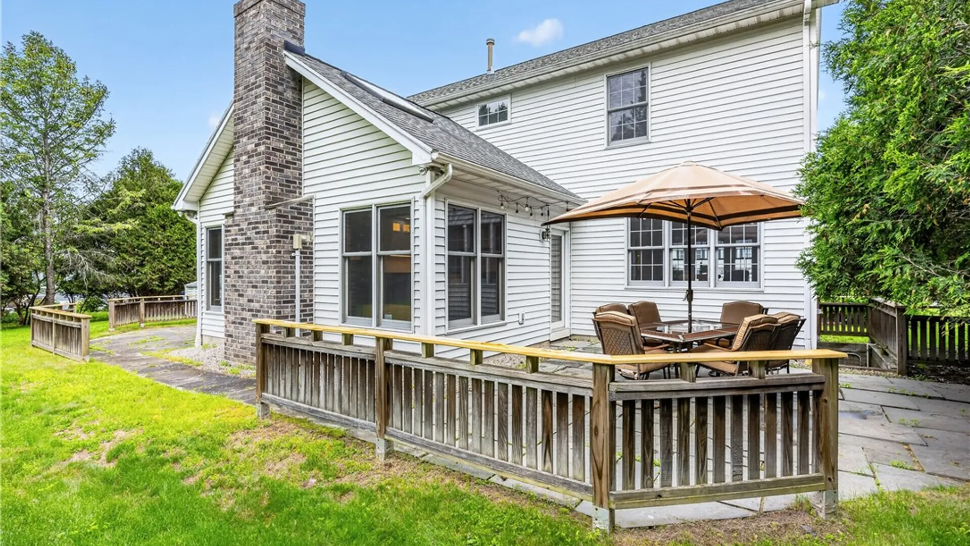 Property at 5 Fresh Meadow Run, Perinton, NY 14526 43