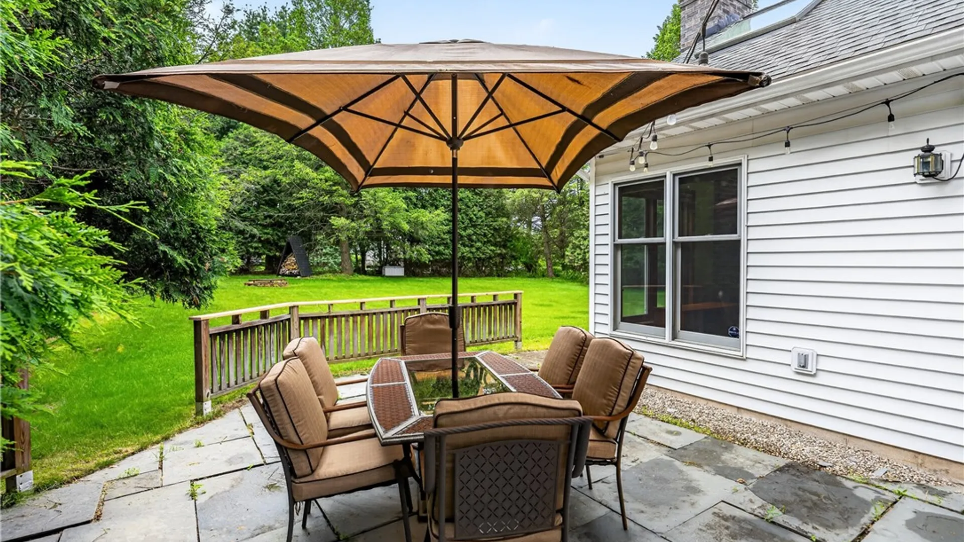 Property at 5 Fresh Meadow Run, Perinton, NY 14526 44