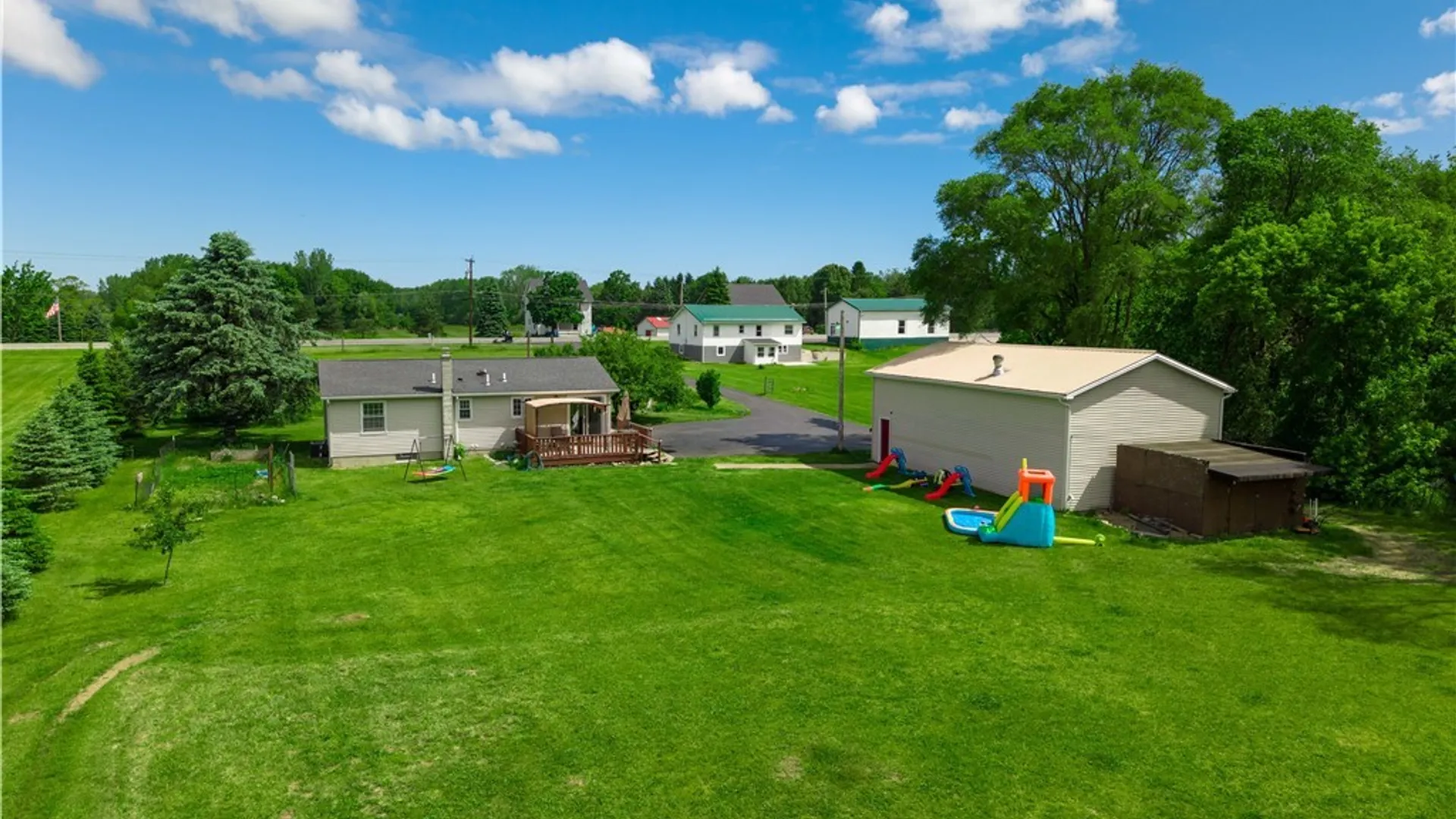 Property at 7960 Ridge Road, Hartland, NY 14067 28