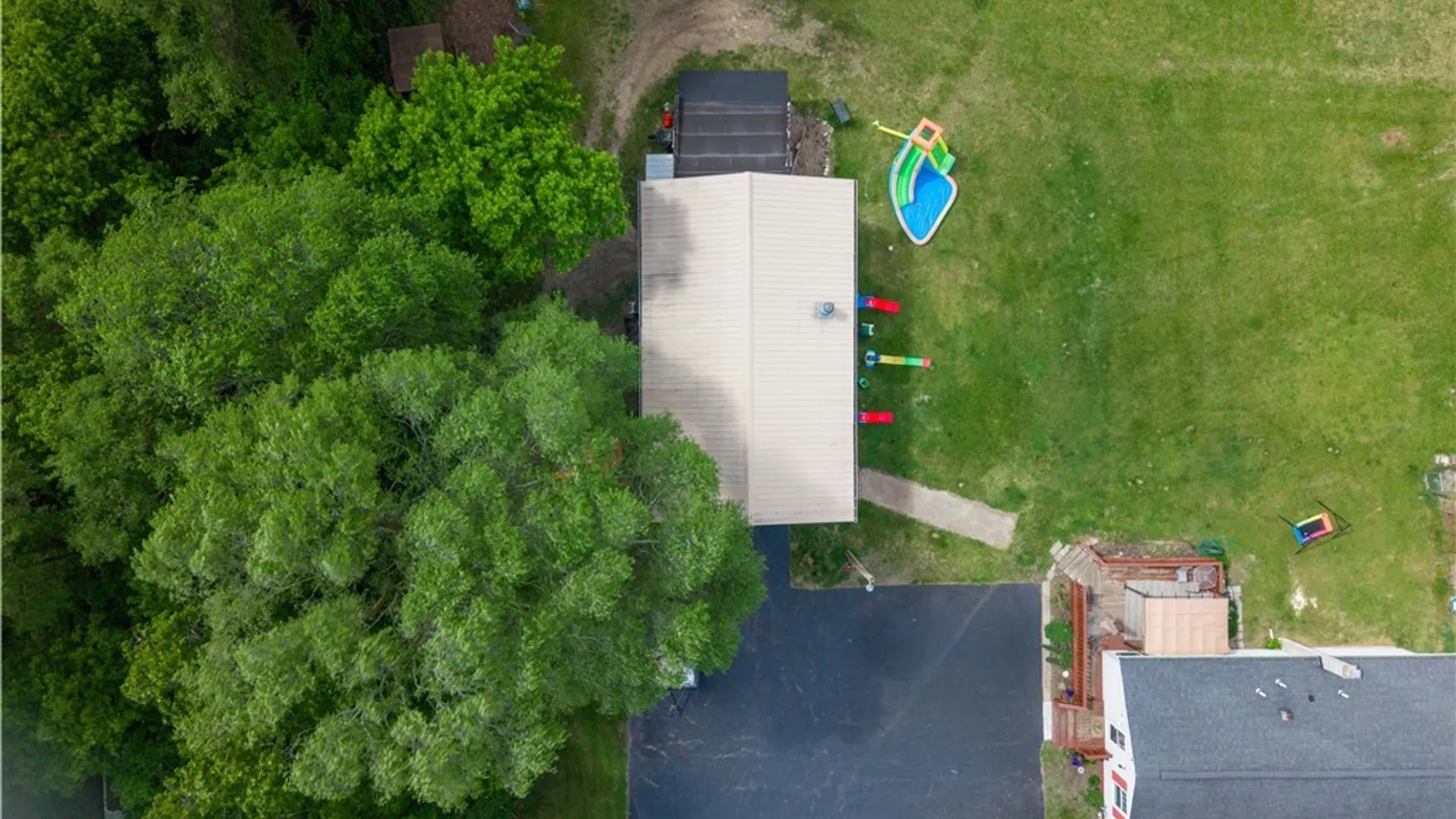 Property at 7960 Ridge Road, Hartland, NY 14067 5