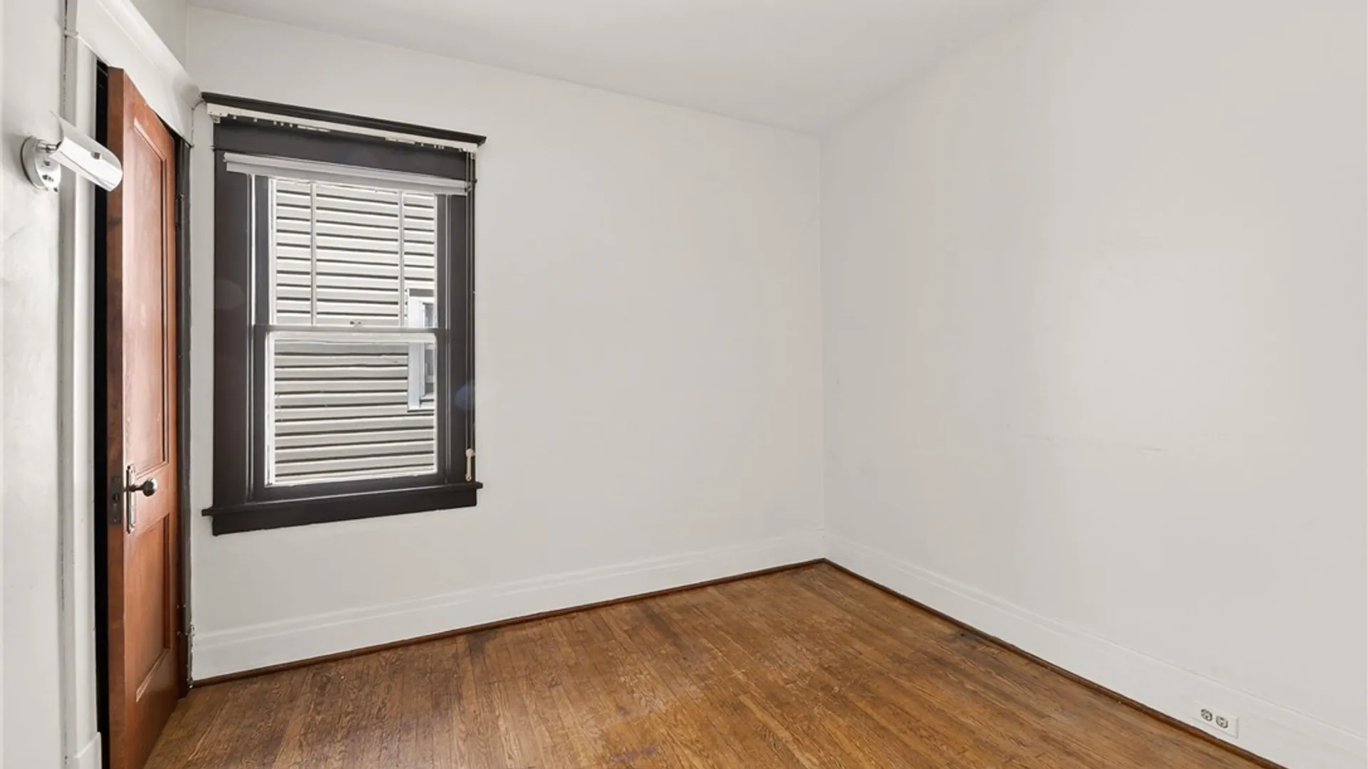 Property at 112 Saranac Avenue, Buffalo, NY 14216 11