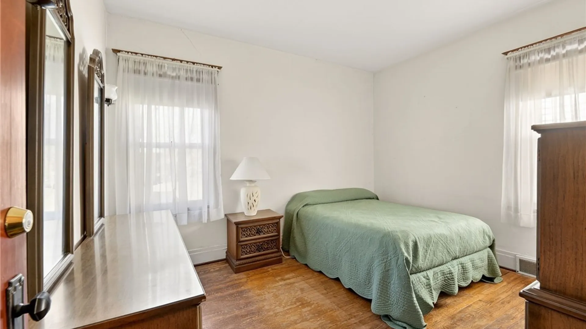 Property at 112 Saranac Avenue, Buffalo, NY 14216 15