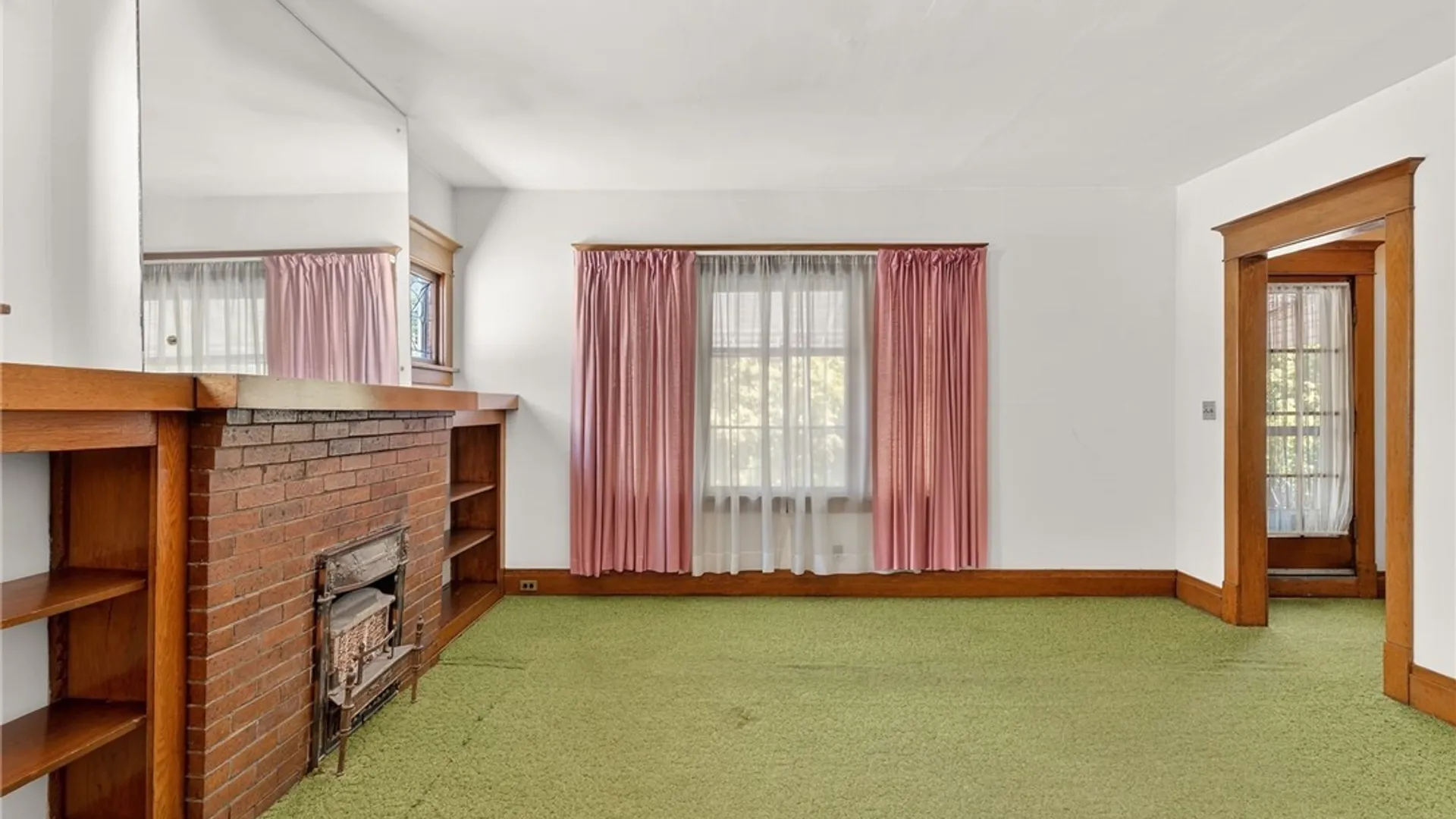 Property at 112 Saranac Avenue, Buffalo, NY 14216 21