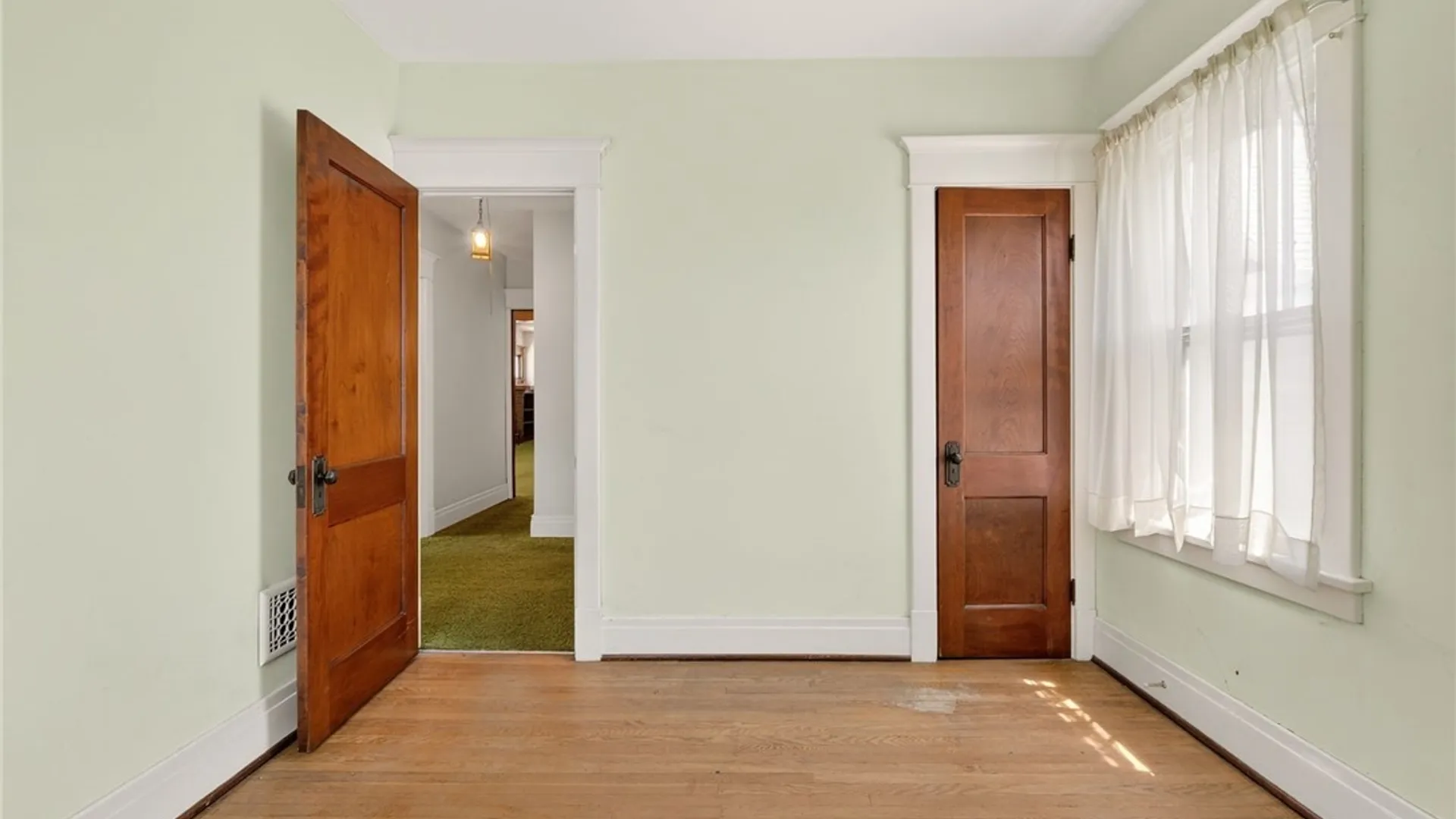 Property at 112 Saranac Avenue, Buffalo, NY 14216 31