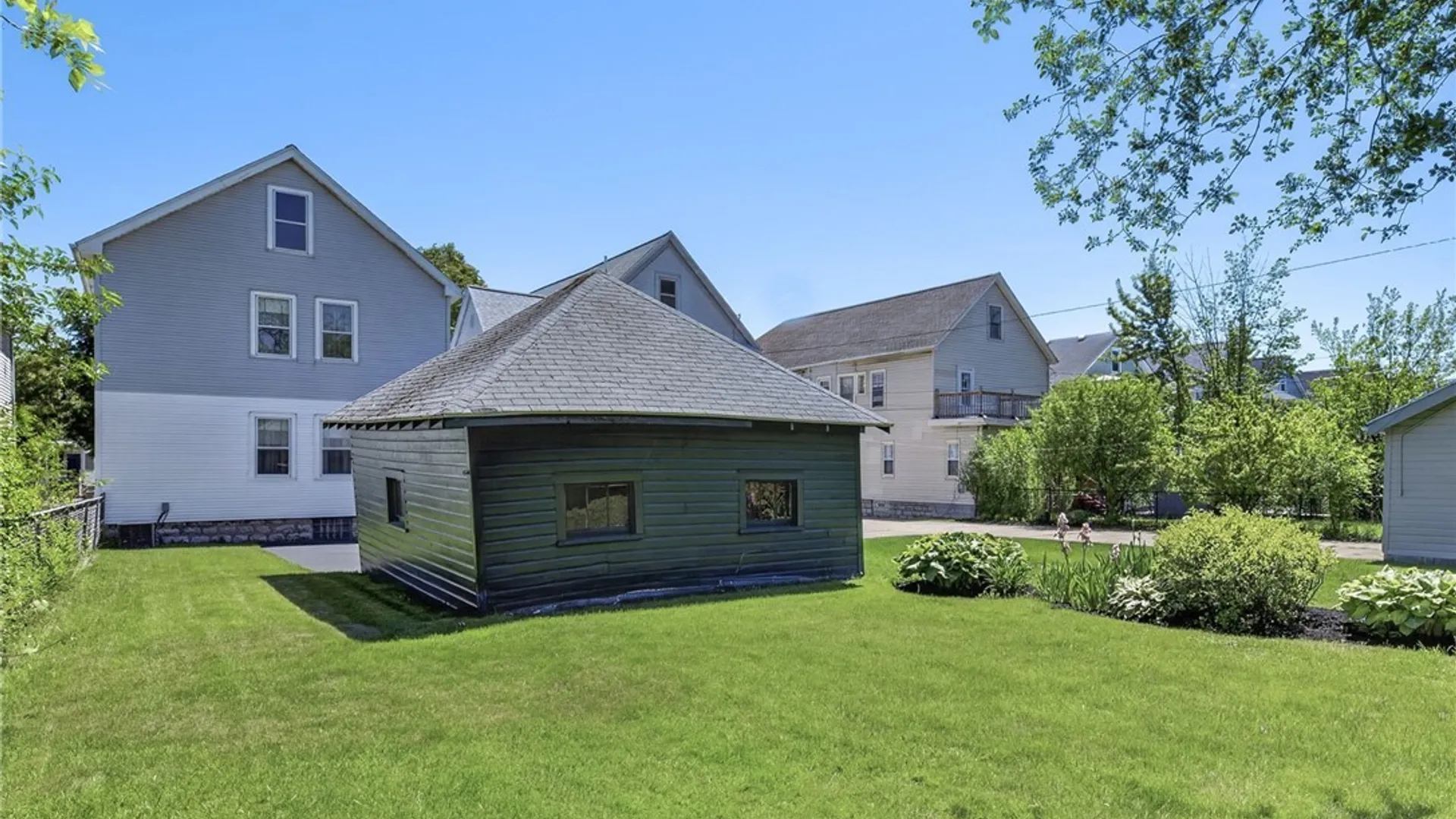 Property at 112 Saranac Avenue, Buffalo, NY 14216 43