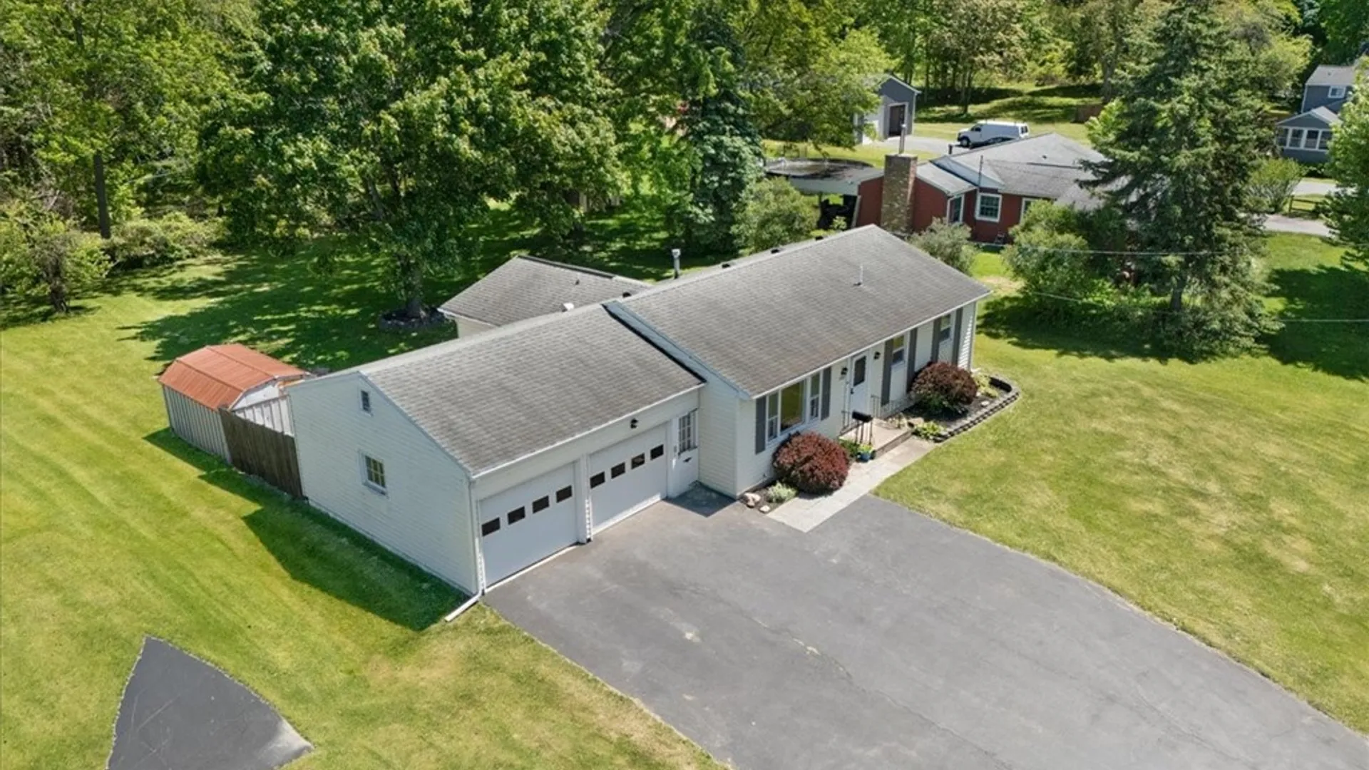 Property at 1078 Five Mile Line Road, Webster, NY 14580 6