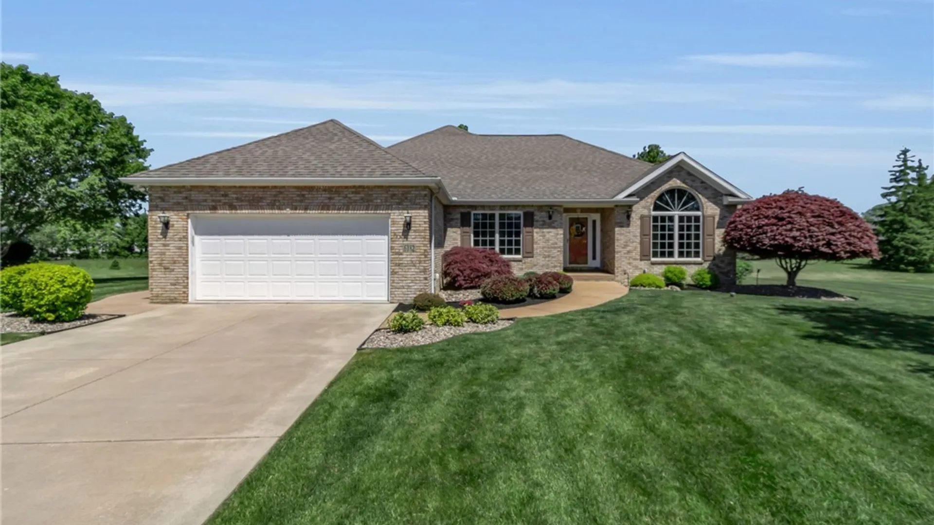 Property at 6182 Ranch View Drive, Clarence, NY 14051 2
