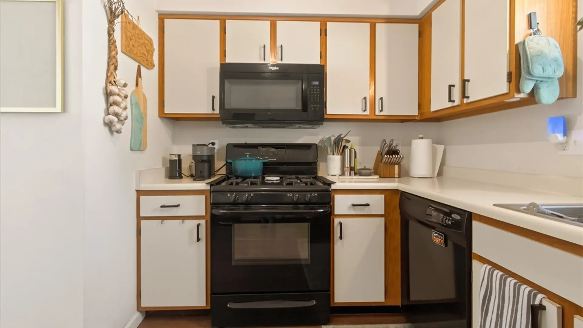 Property at 31 Chestnut Court, Parma, NY 14468 13