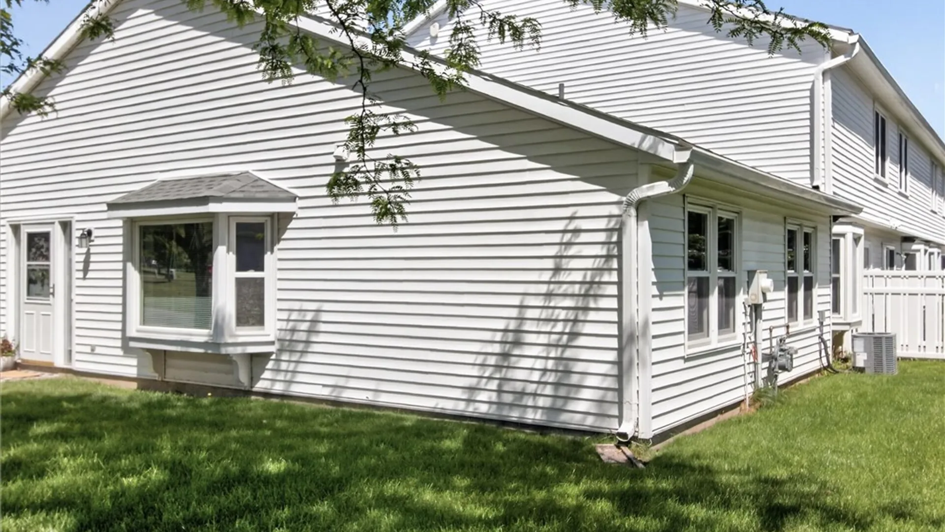Property at 31 Chestnut Court, Parma, NY 14468 4