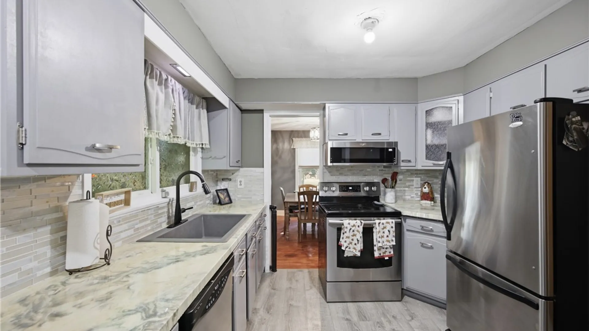 Property at 2965 Cleveland Avenue, Niagara Falls, NY 14305 19