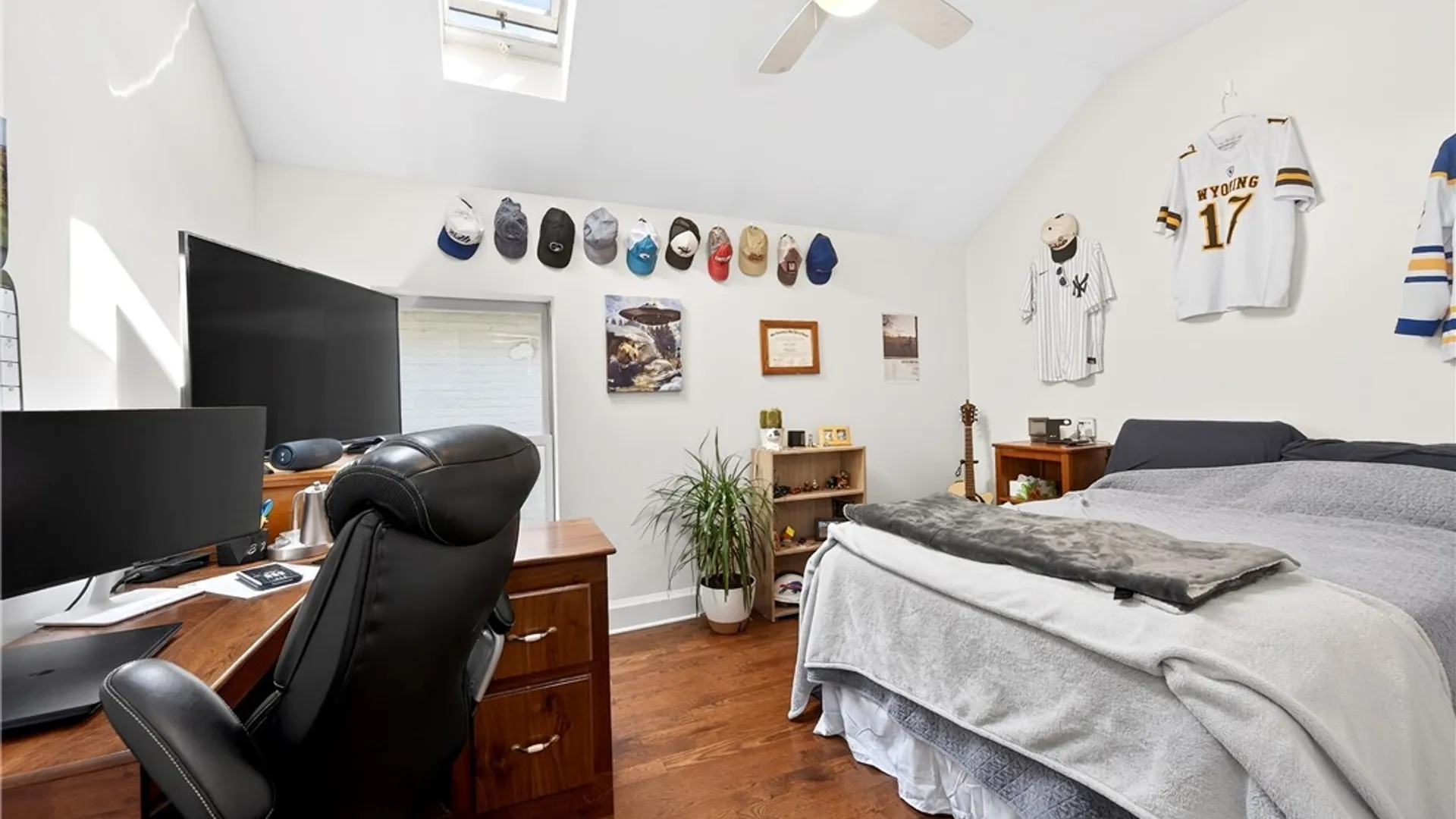 Property at 120 Johnson Park, Buffalo, NY 14201 15