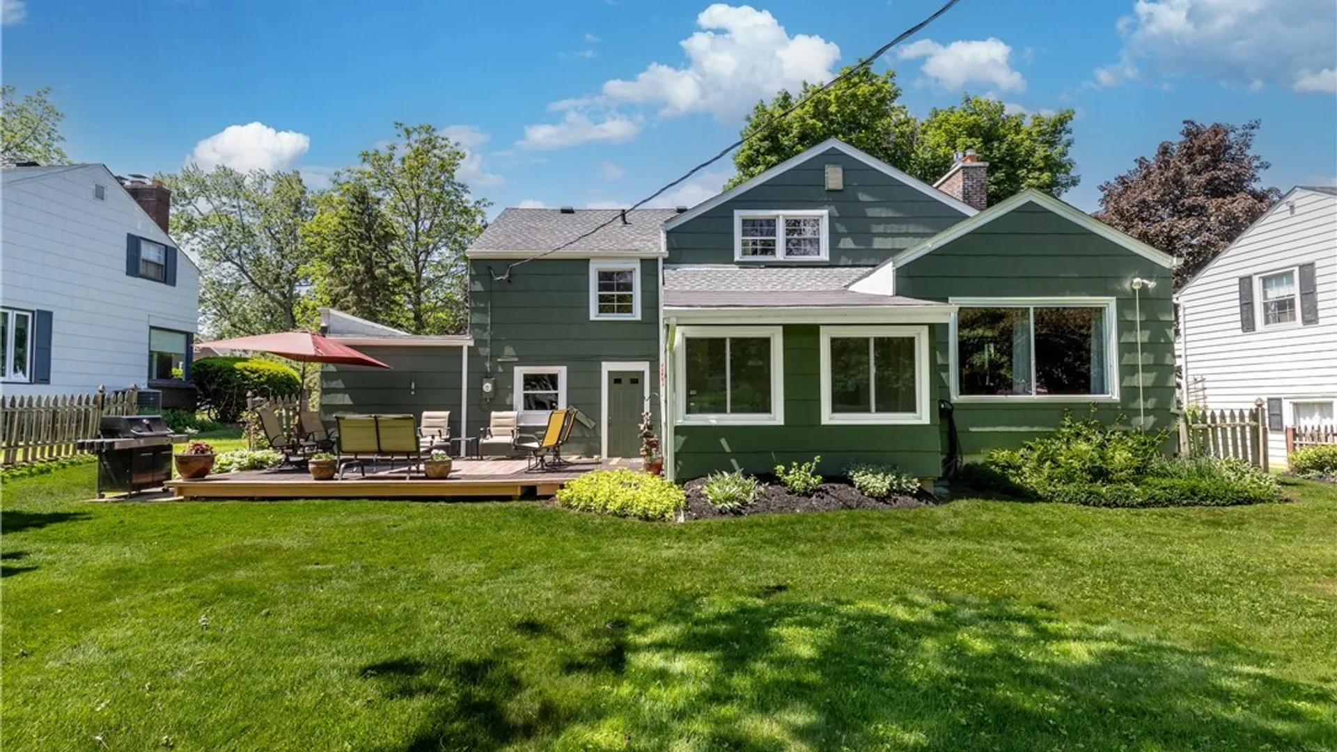Property at 25 Rosedale Boulevard, Amherst, NY 14226 3