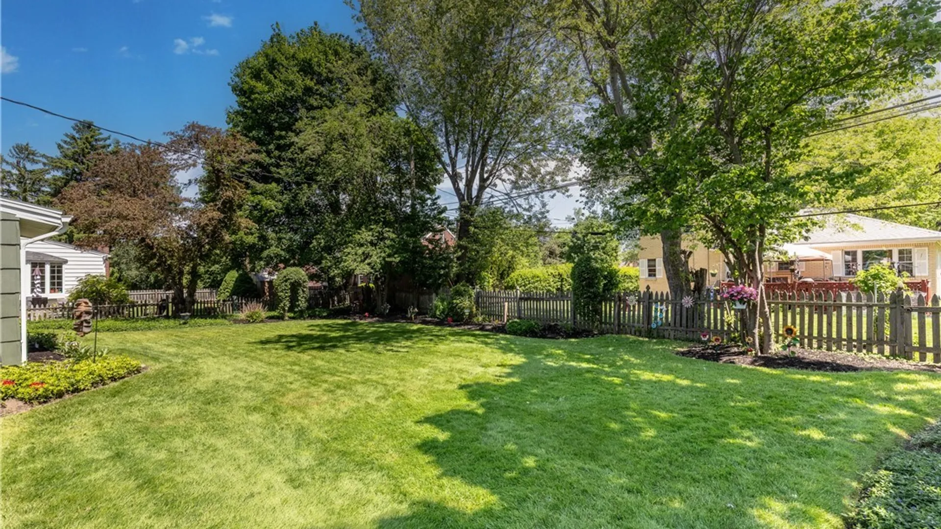 Property at 25 Rosedale Boulevard, Amherst, NY 14226 36