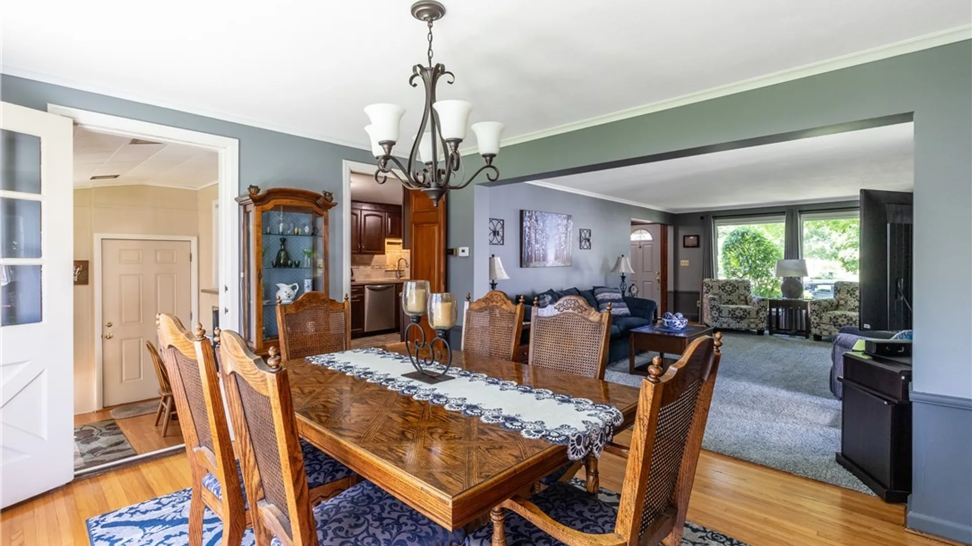 Property at 25 Rosedale Boulevard, Amherst, NY 14226 9