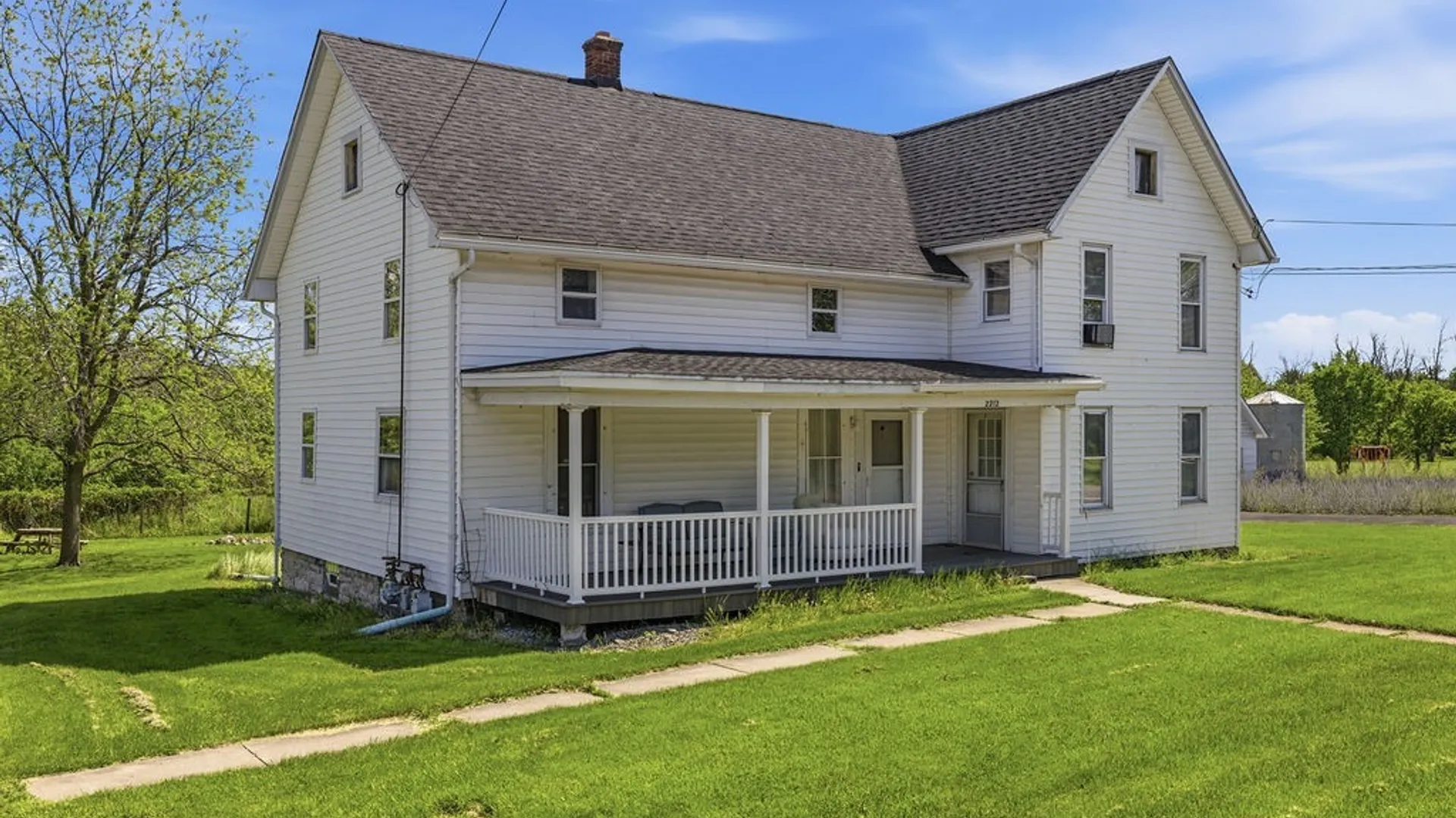 Property at 2212 Cayuga Drive Extension, Wheatfield, NY 14304 3