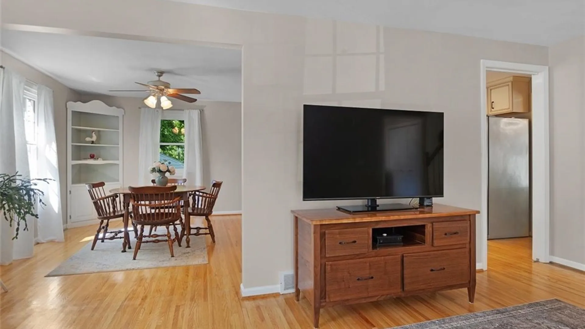 Property at 14 Burncoat, Pittsford, NY 14534 10