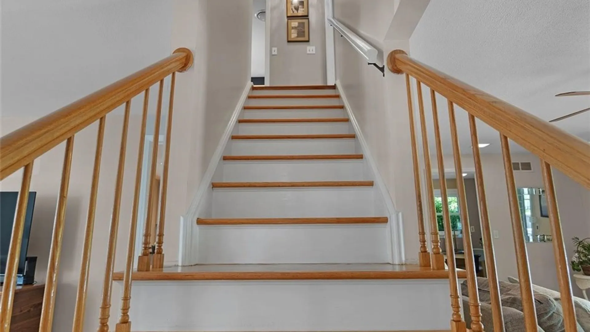 Property at 14 Burncoat, Pittsford, NY 14534 25