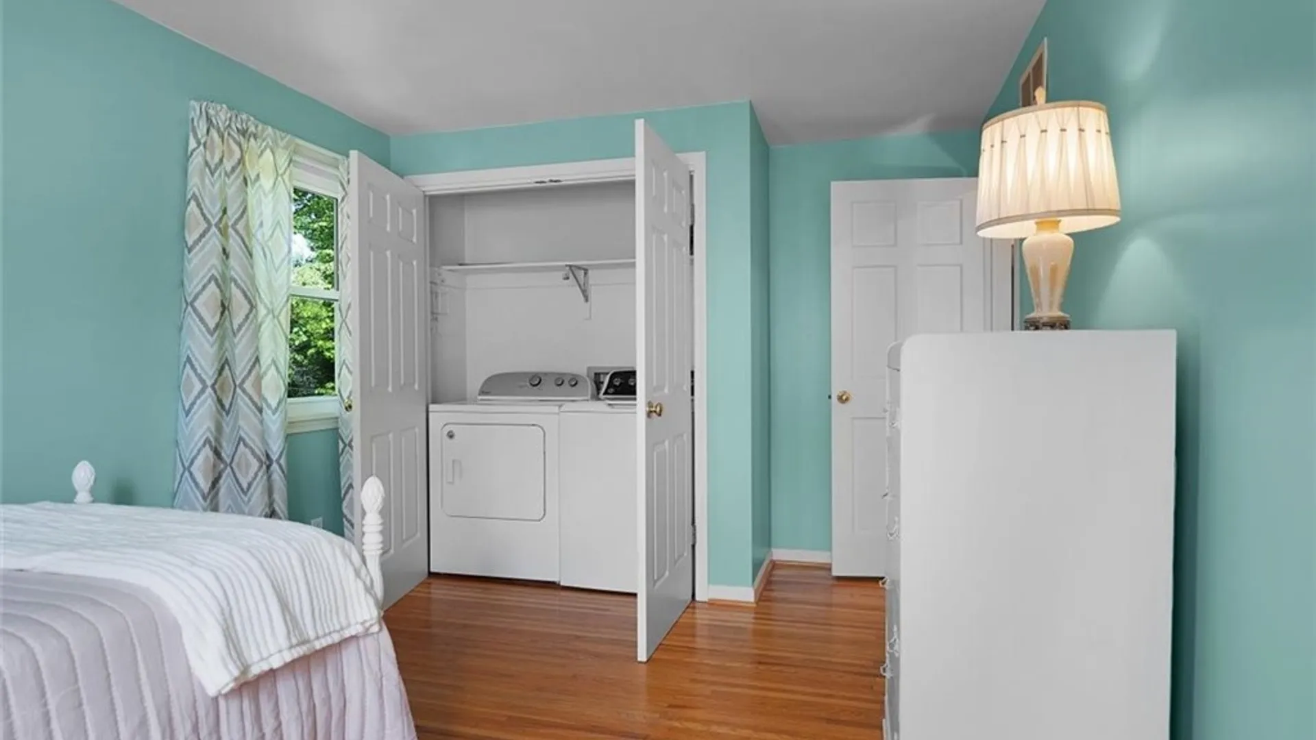 Property at 14 Burncoat, Pittsford, NY 14534 32