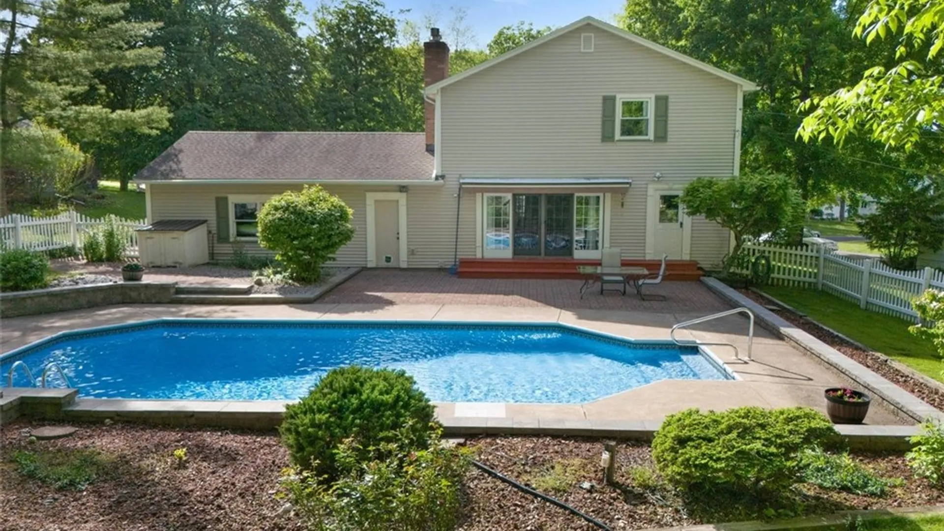 Property at 14 Burncoat, Pittsford, NY 14534 45