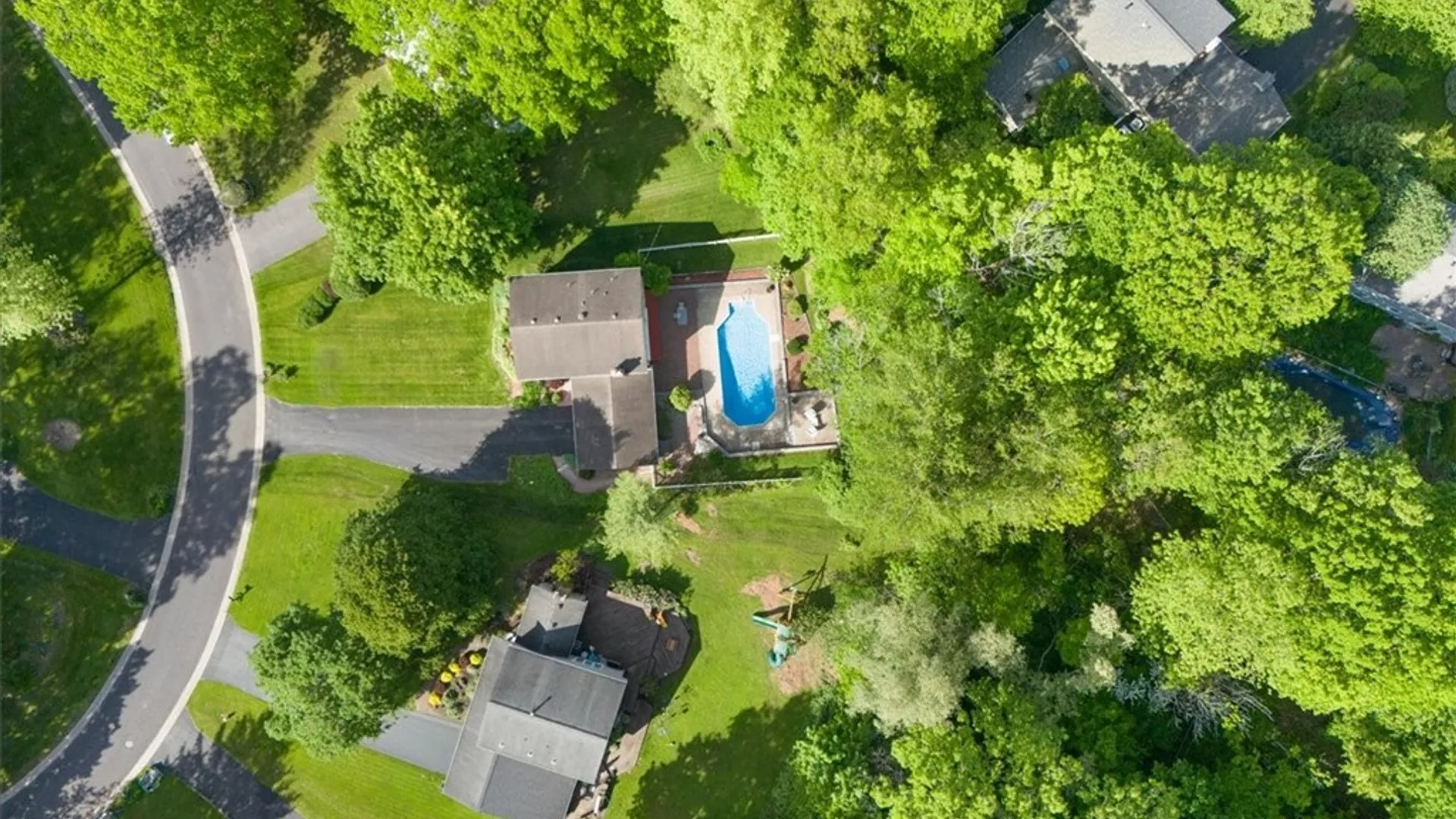 Property at 14 Burncoat, Pittsford, NY 14534 50