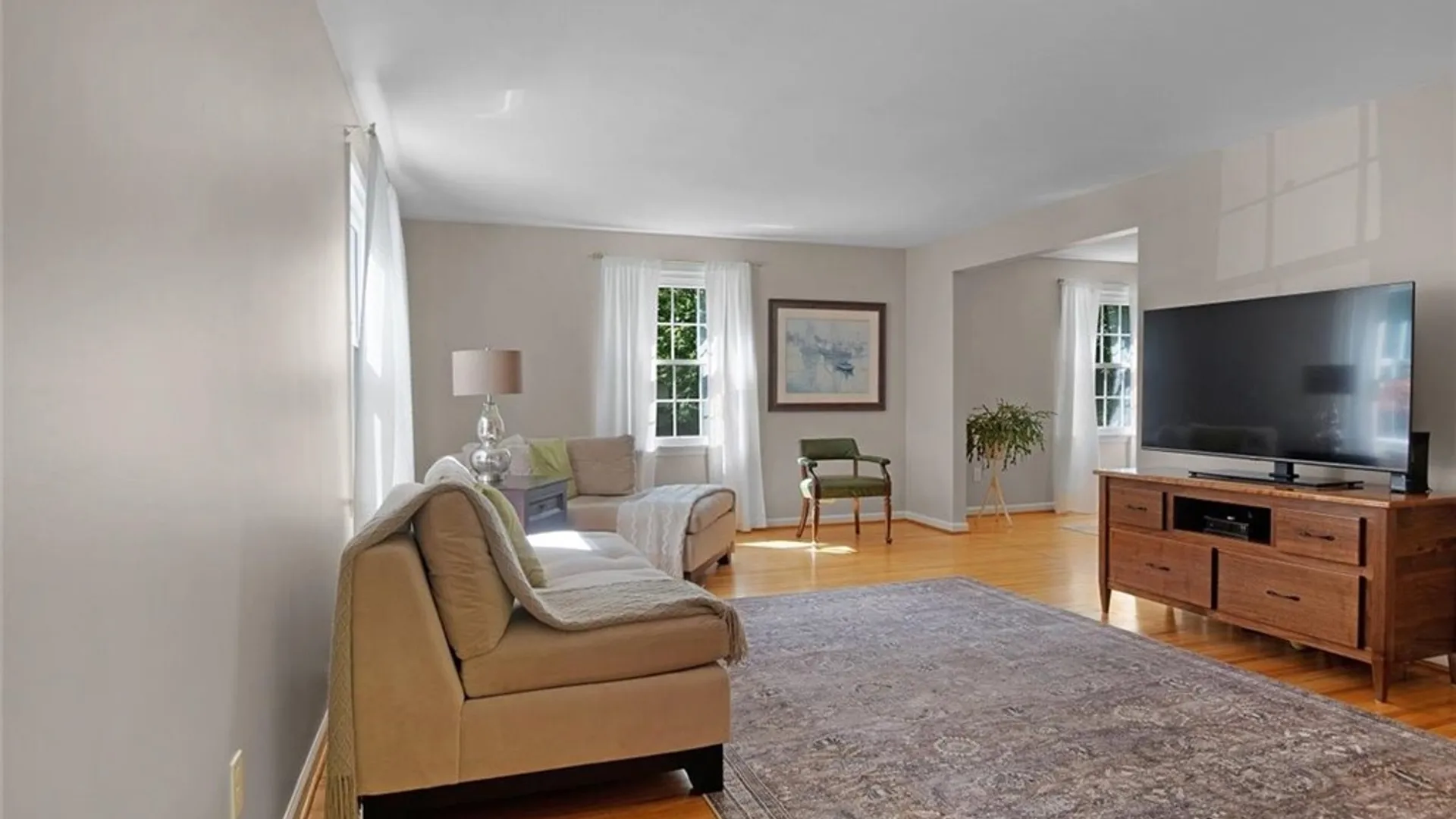 Property at 14 Burncoat, Pittsford, NY 14534 6